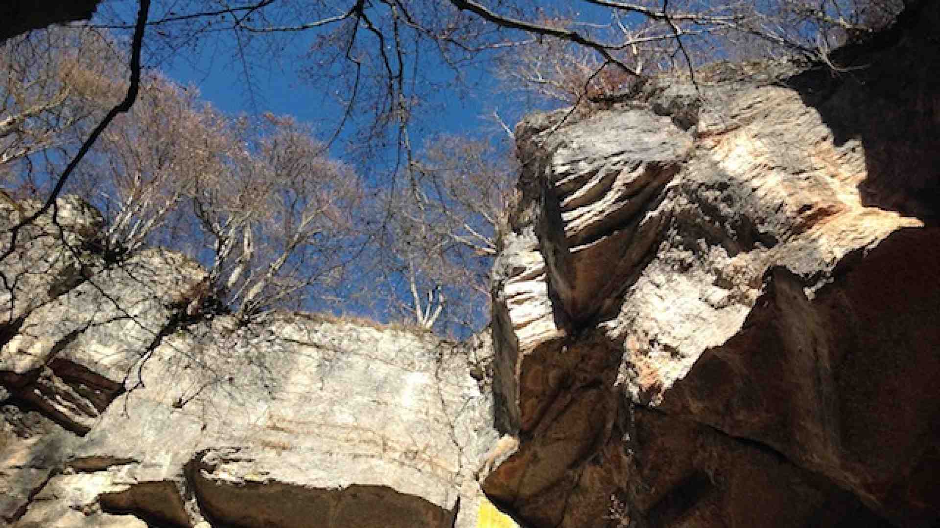 Covoli e sfingi di pietra ma la chicca è il museo
