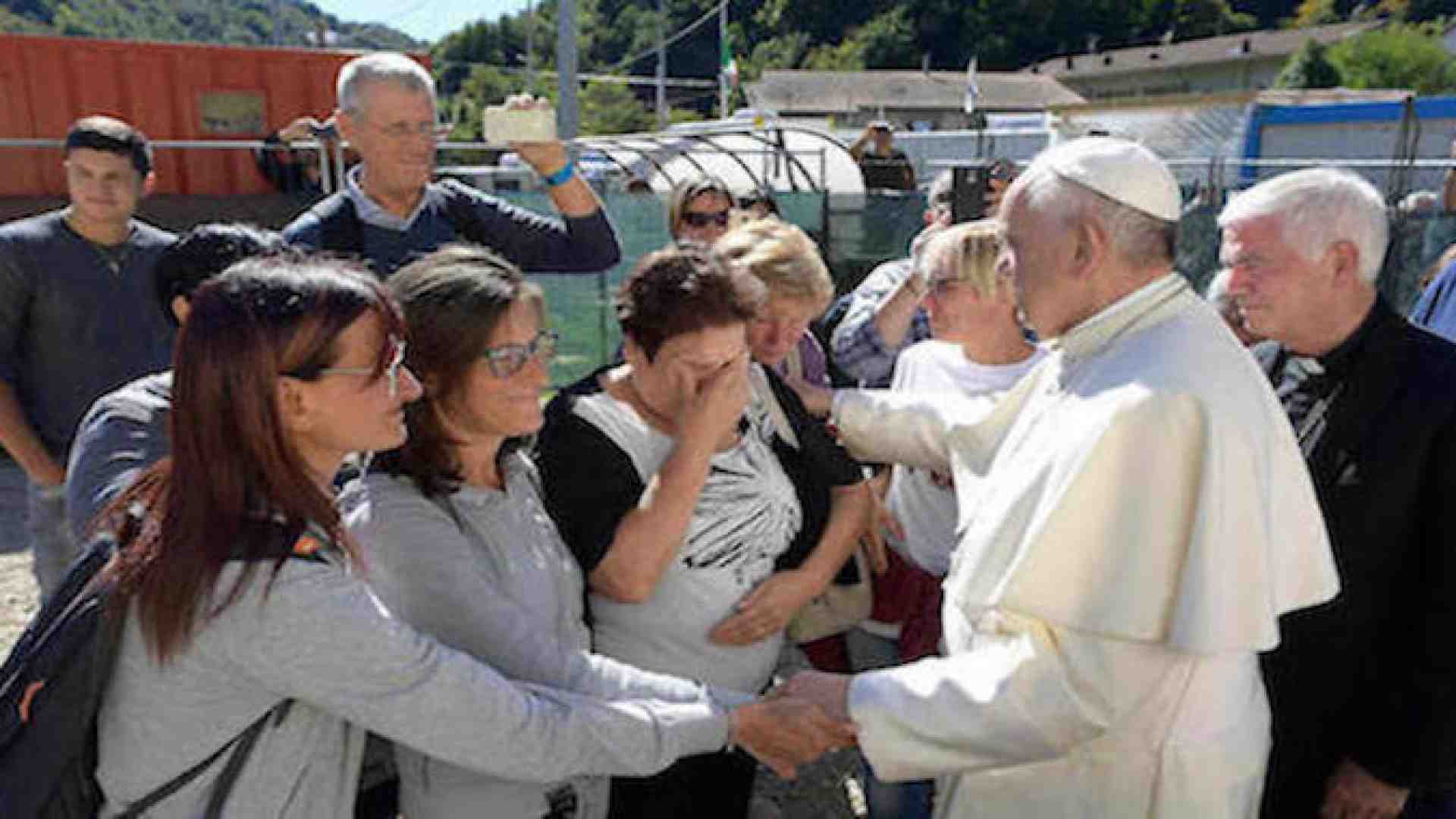Terremoto, Il Papa incontra i sopravvissuti