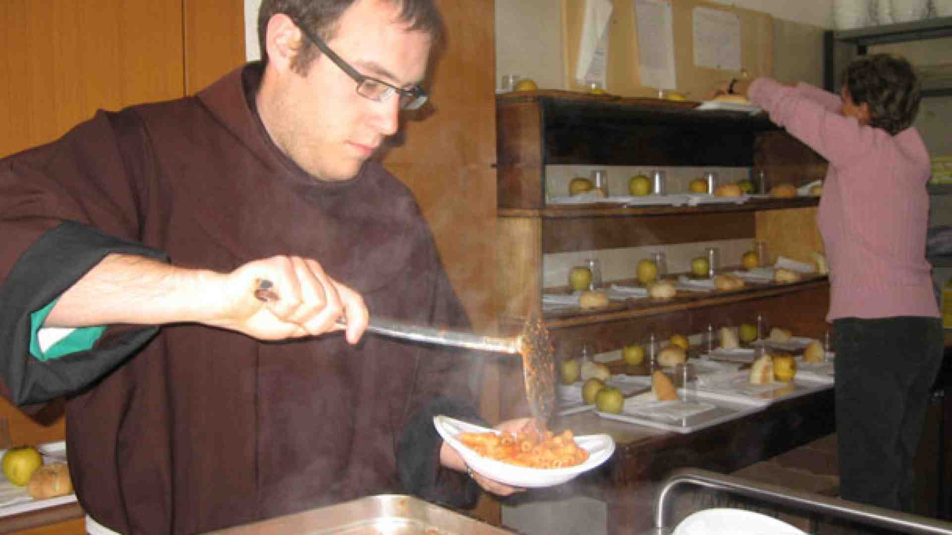 Dar da mangiare ai poveri: attività che non conosce crisi...