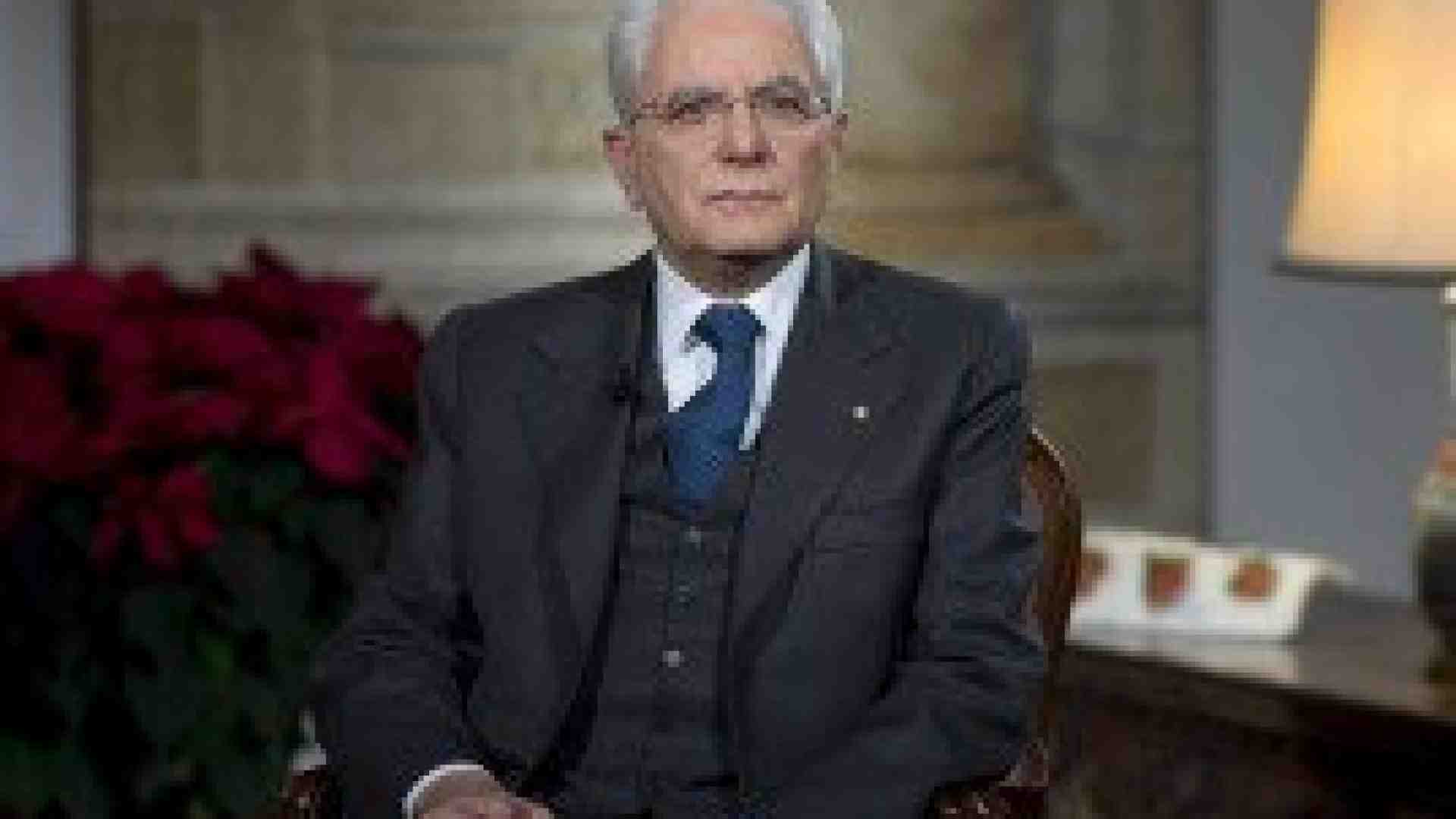 Mattarella, discorso di fine anno: dal presidente una lezione di stile