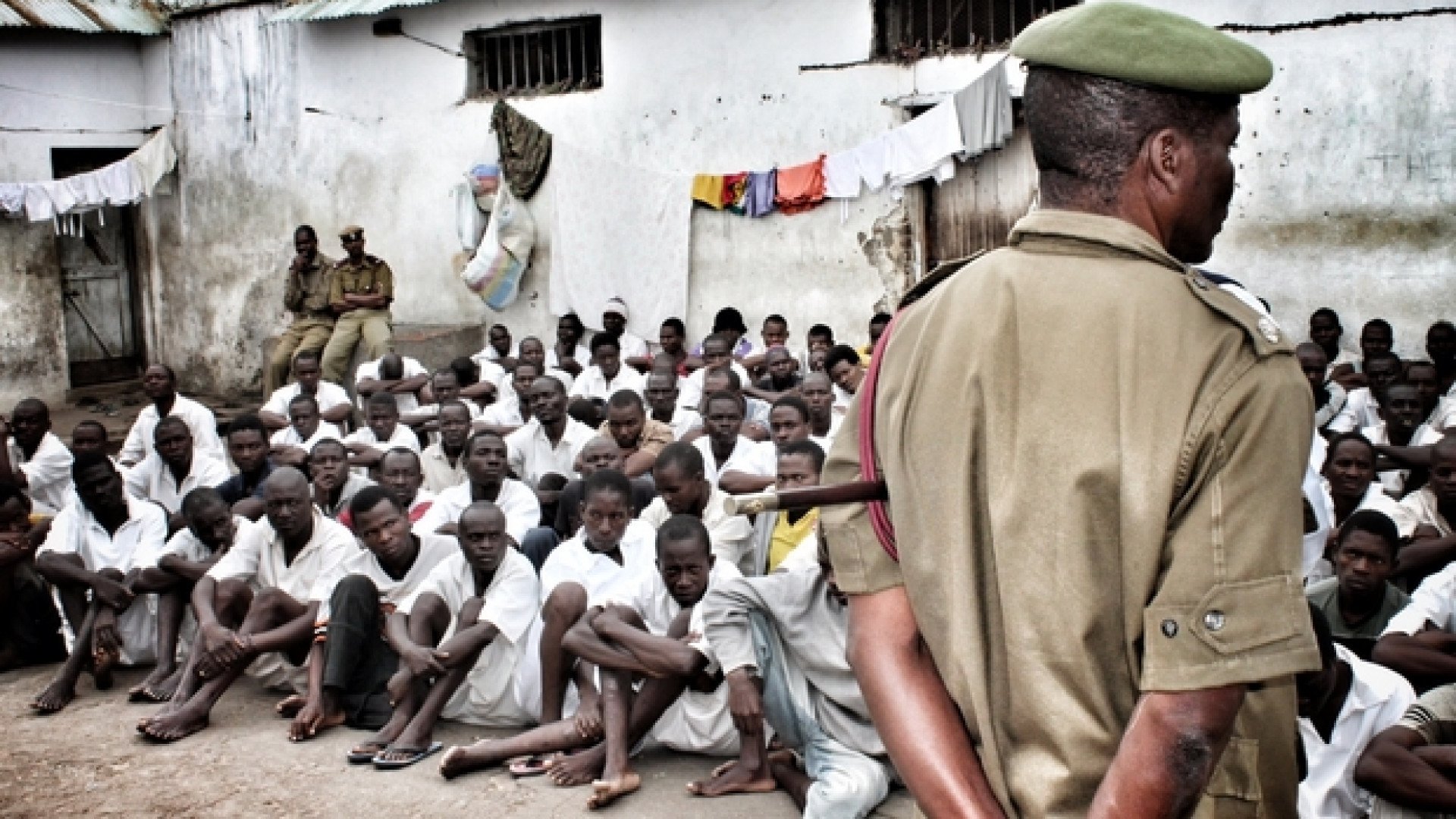 Vigilantes a caccia di «vampiri»: 200 arresti in Malawi