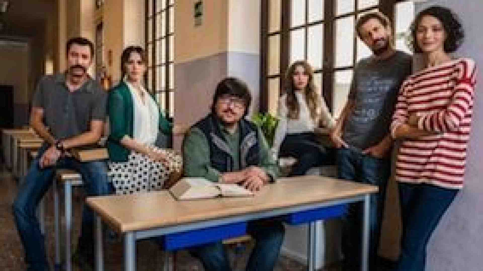 Adulti immaturi che suscitano un sorriso