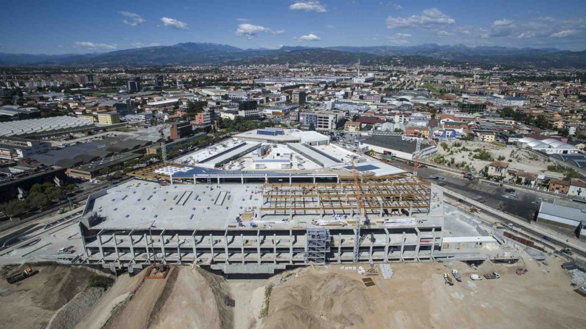 "Taglio" deciso ai nuovi centri commerciali