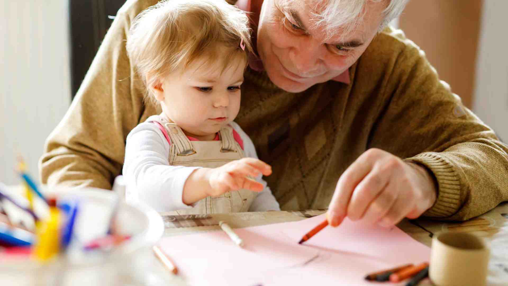 E ora i nonni si fanno in quattro