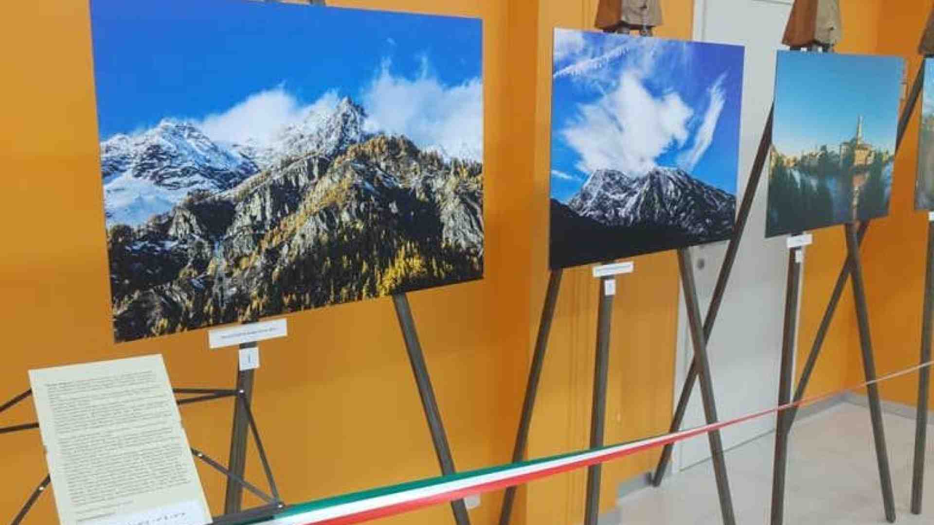 Casa di riposo: in camera ci sono foto d'artista