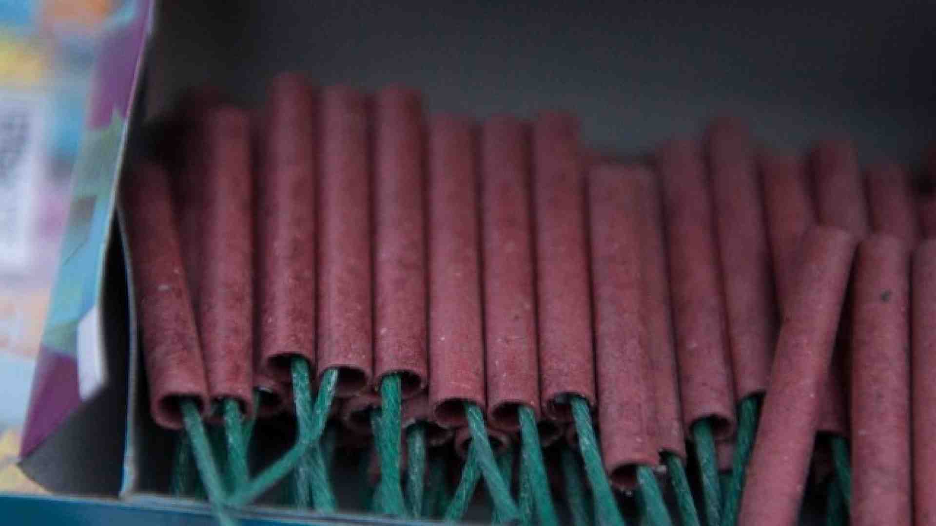 La fuffa dei botti di capodanno vietati