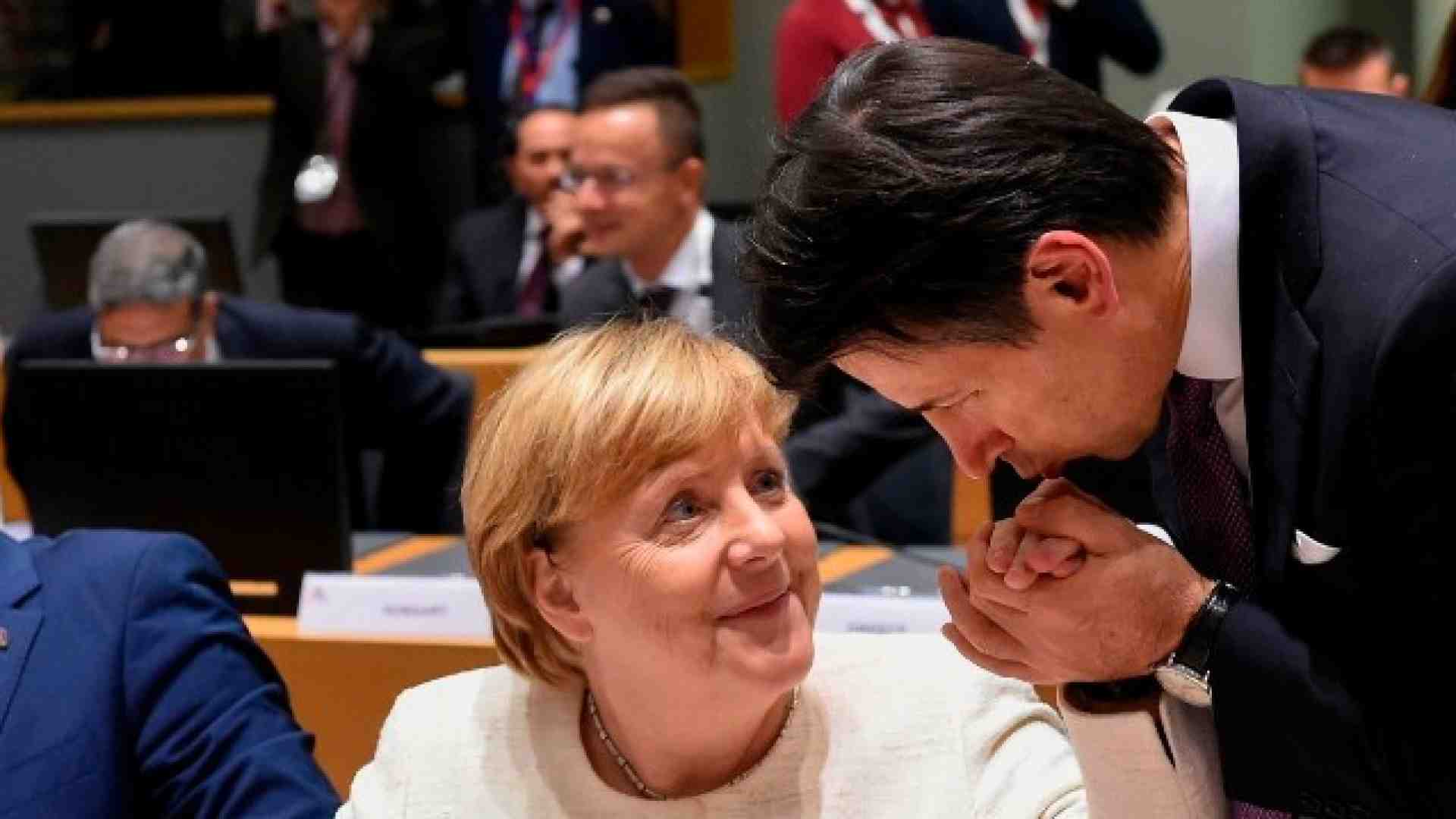 Angela Merkel e Giuseppe Conte (foto LaPresse)