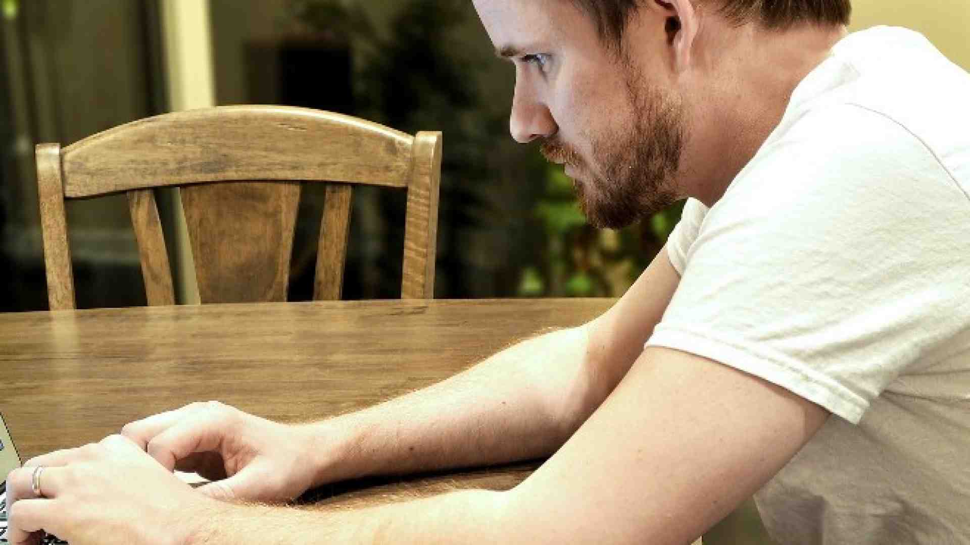 La malattia dei giovani adulti americani è non sapere far altro che lavorare