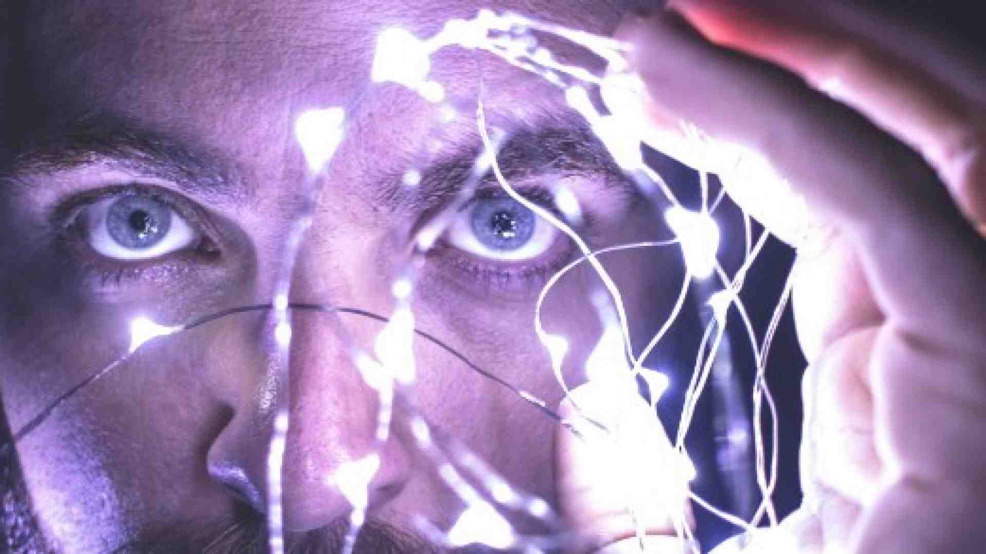 Appello all’intelligenza: serve una rivoluzione della ragione che ci restituisca libertà