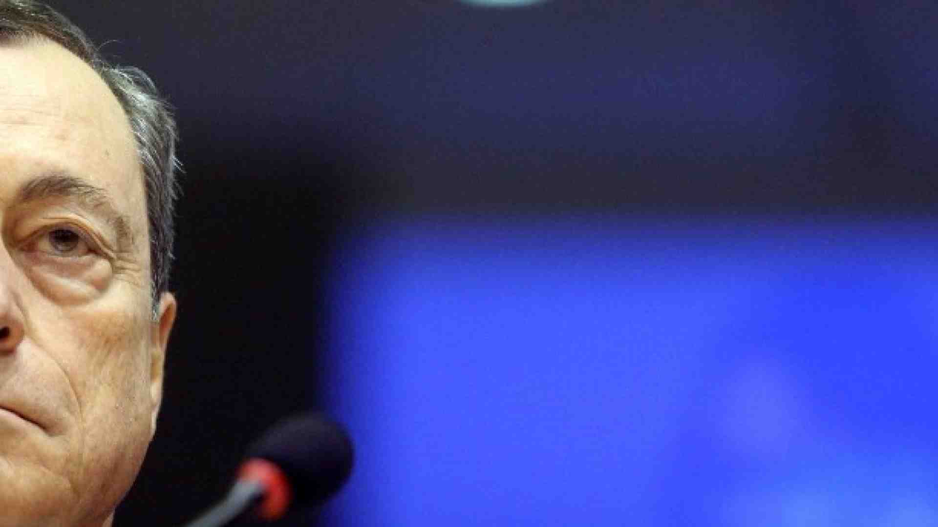 Cala l'inflazione in Europa. Le Borse si interrogano su un intervento della Bce