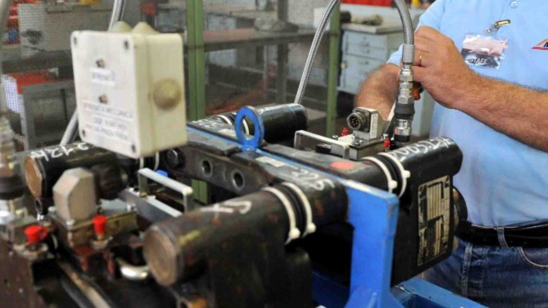 Debunking Bechis. Dopo i fake sul free vax, i fake sull’occupazione