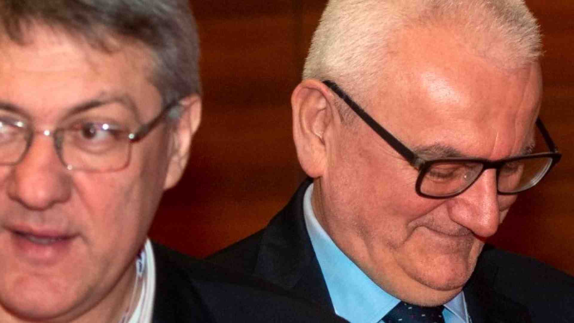 A sinistra Maurizio Landini e a destra Vincenzo Colla (foto LaPresse)
