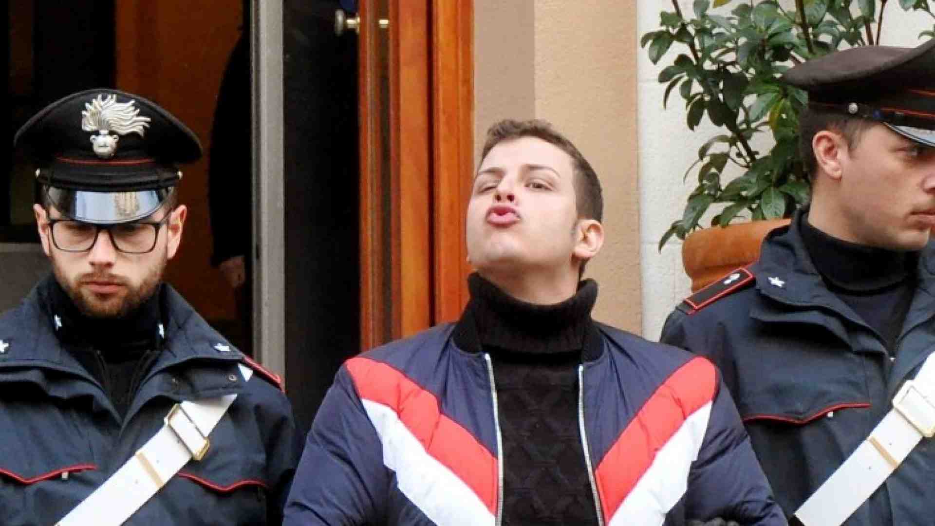 L'arresto di Leandro Greco (foto LaPresse)