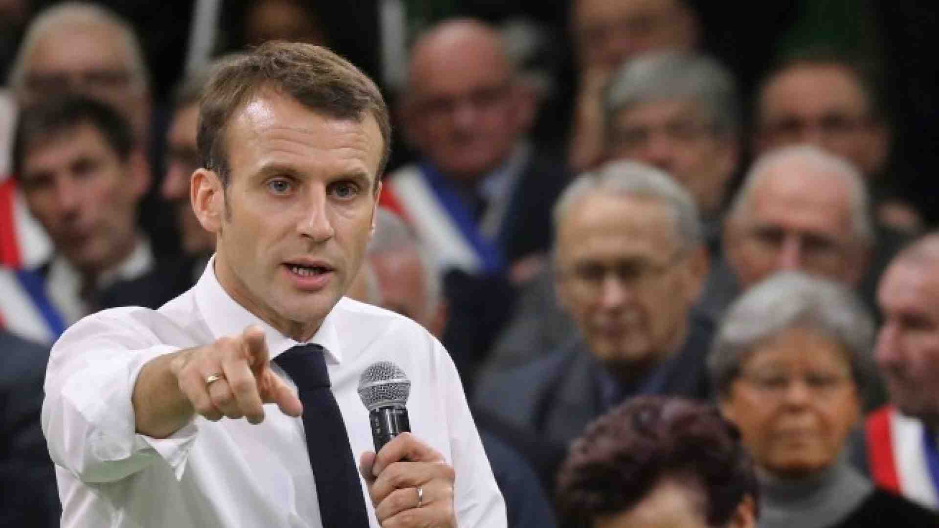 Il Gran débat di Macron ha smesso di essere una rincorsa dei gilet gialli