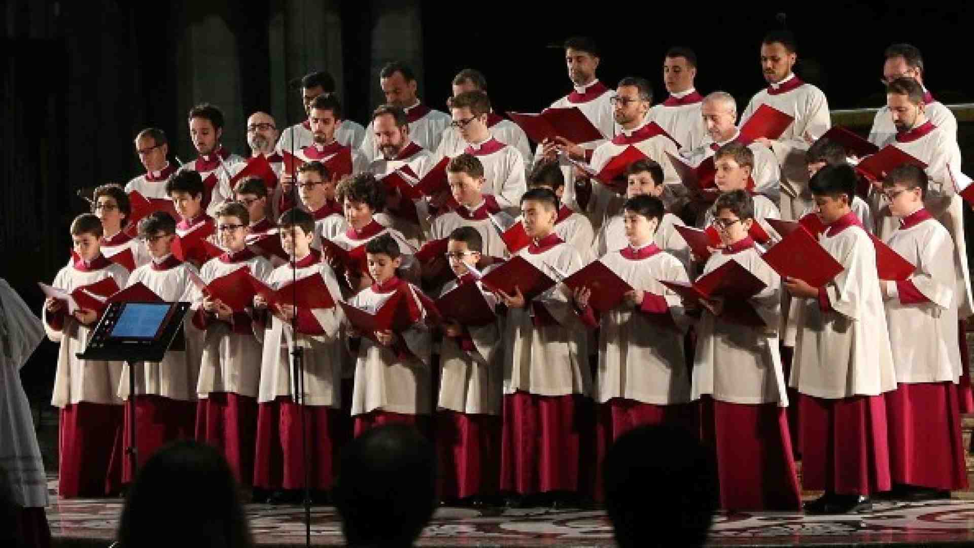 Il Papa rivoluziona il Coro pontificio