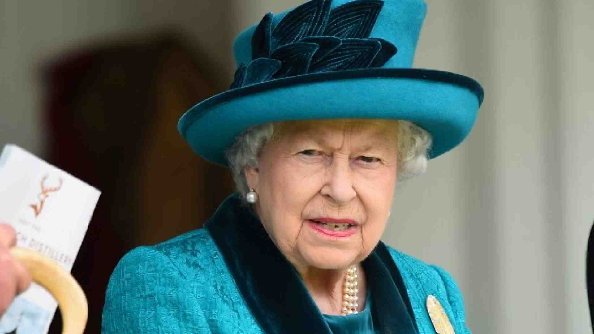 God save the Queen (ancora e ancora)