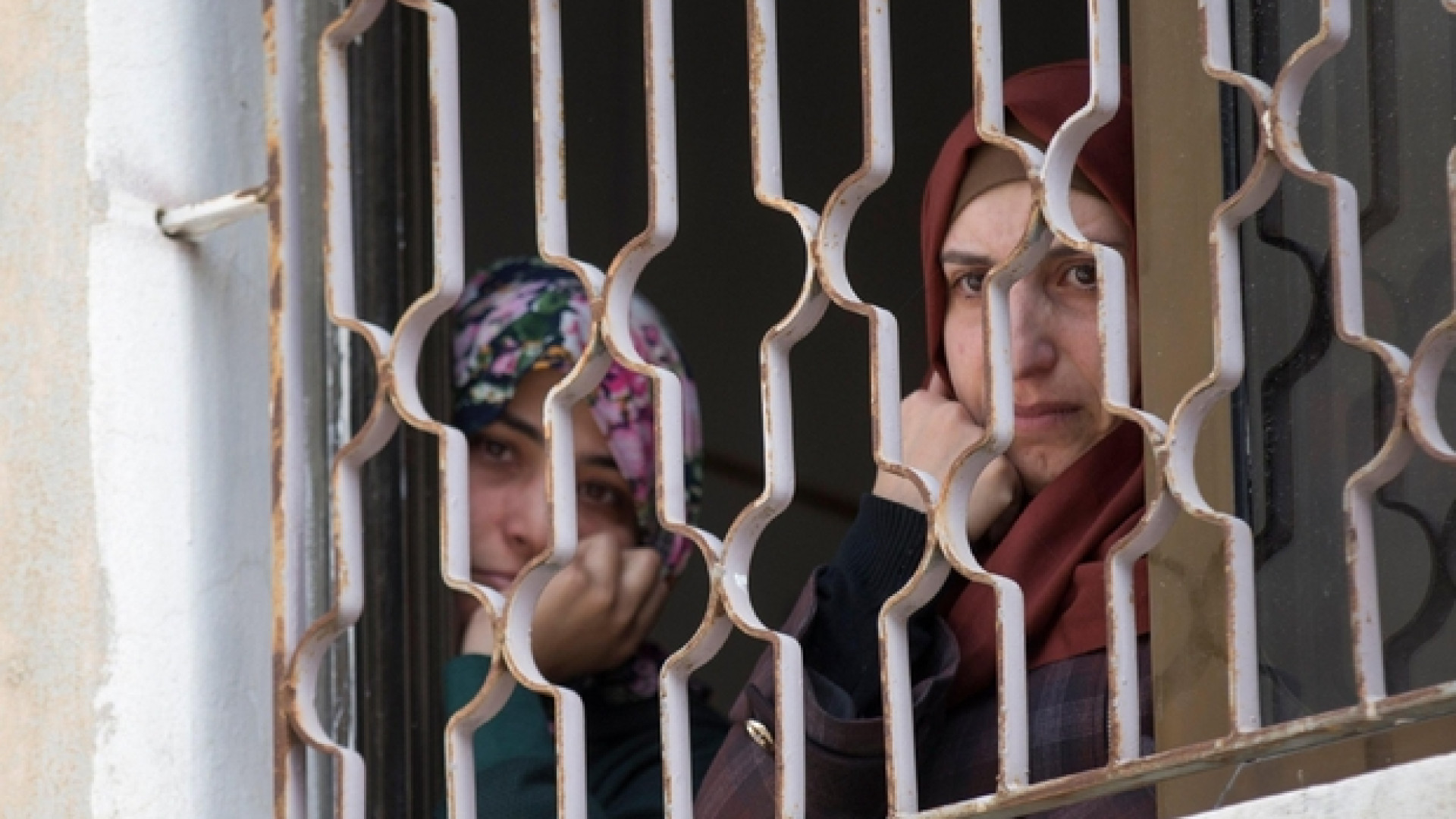 Bangladesh: 19enne bruciata viva dopo molestie, 16 incriminazioni