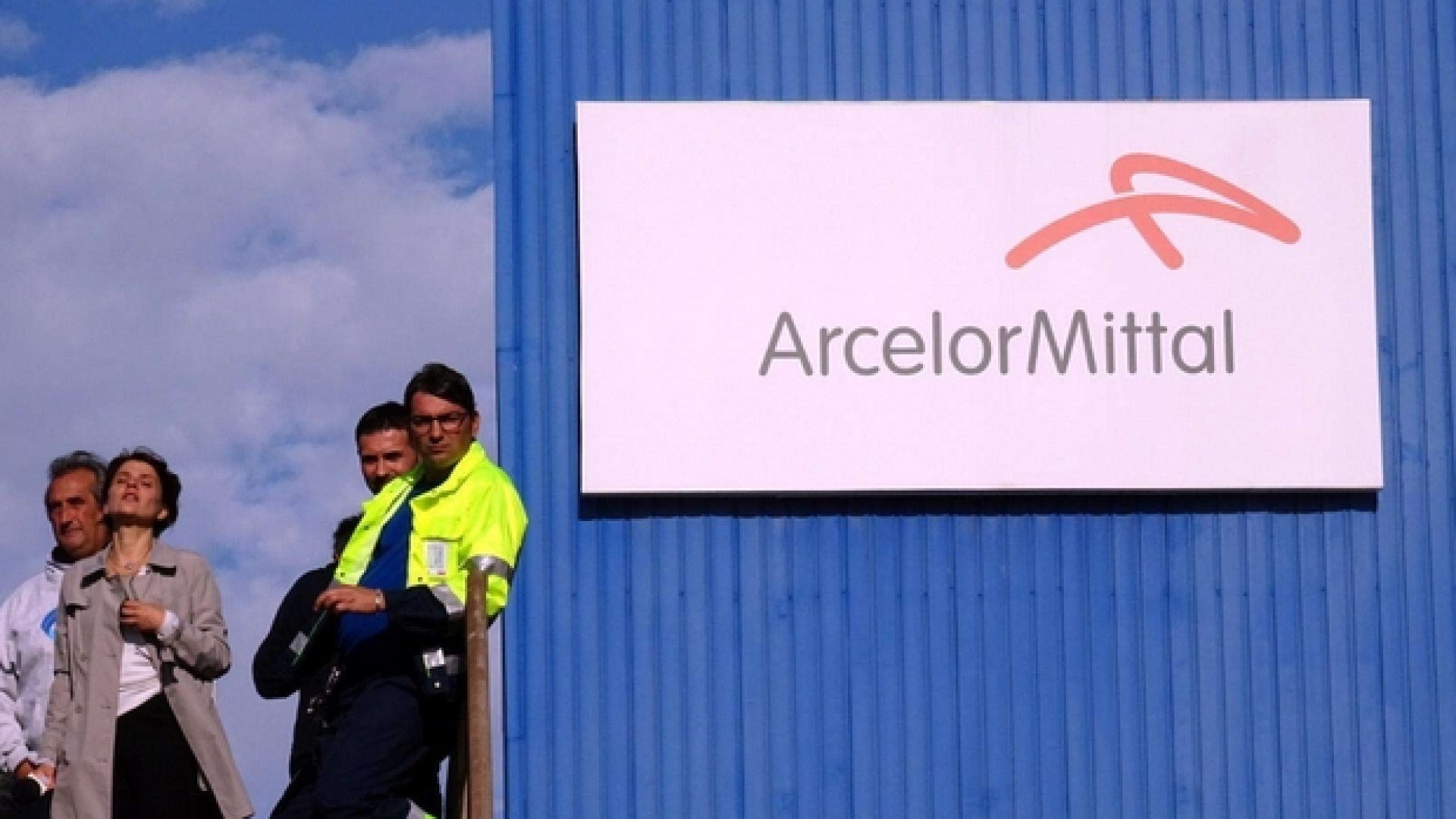 Arcelor mette sul piatto 5mila esuberi. Il governo: inaccettabile