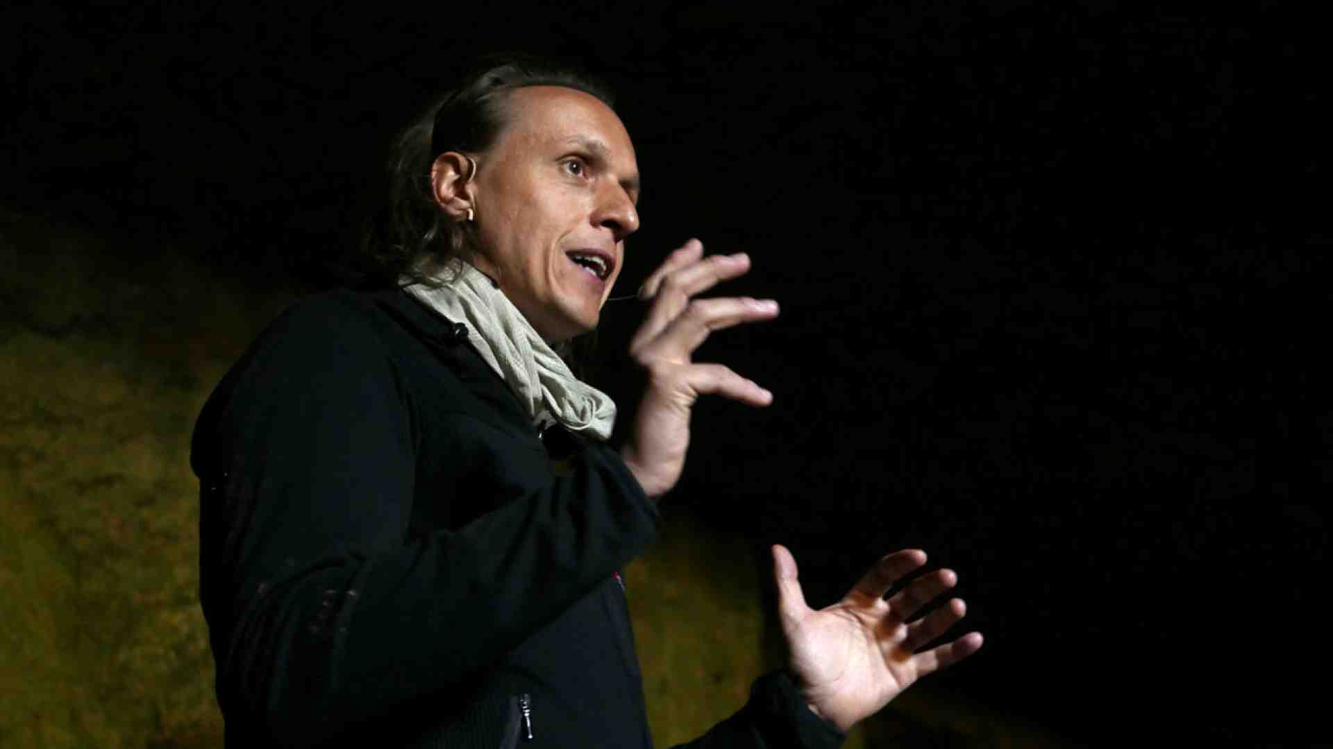 Alessandro Anderloni dice Dante per La Fraternità