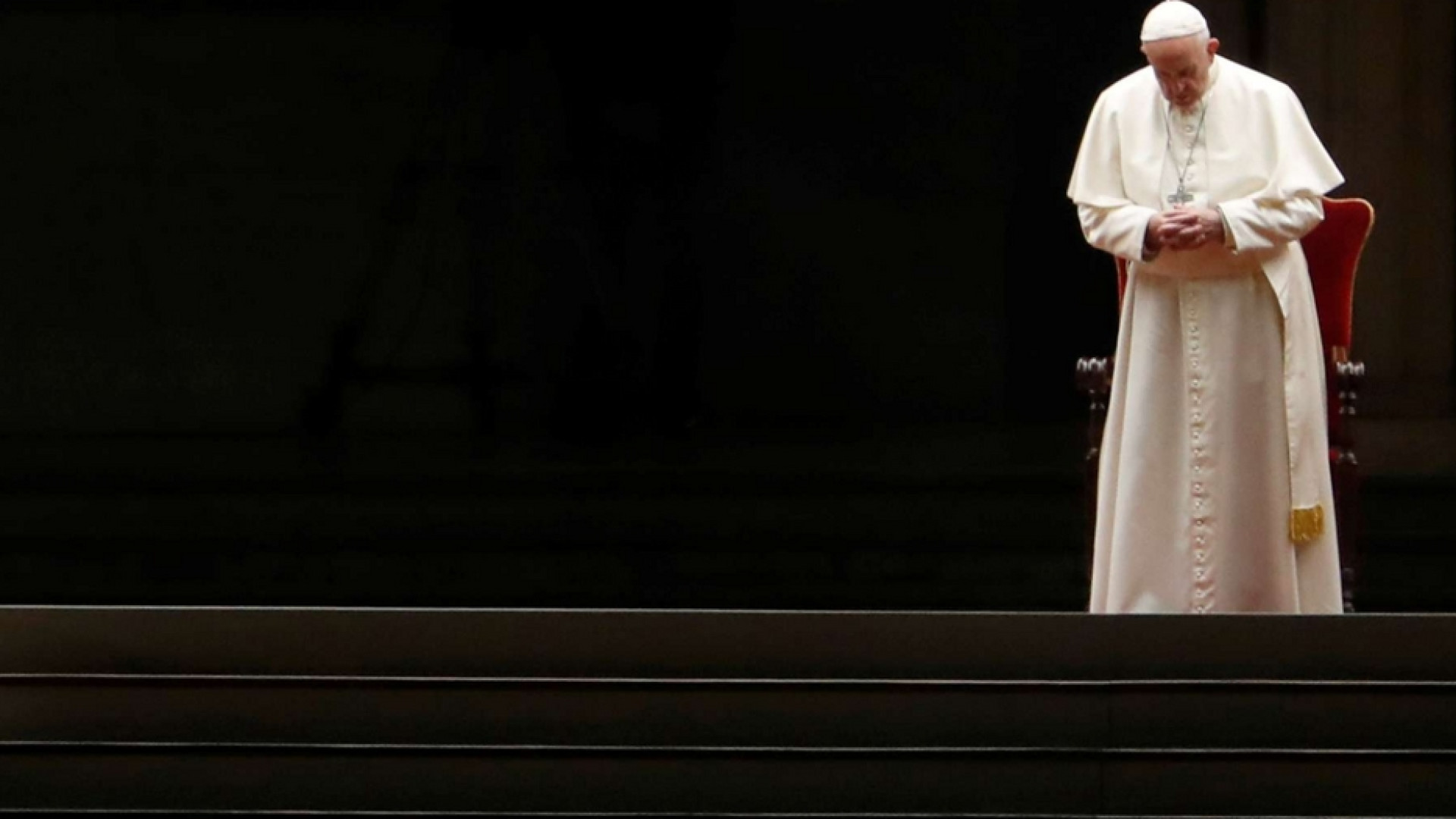 Come seguire in tv la Veglia pasquale con il Papa e la Messa in S. Pietro