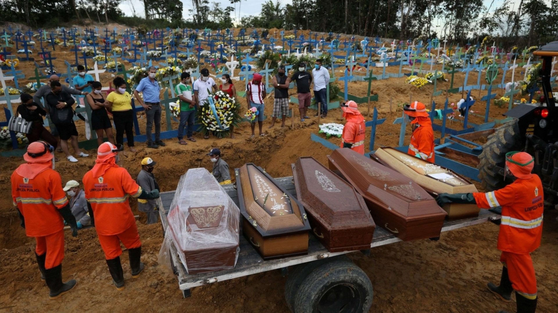 Nell'inferno di Manaus in Amazzonia la tempesta Covid è all'inizio