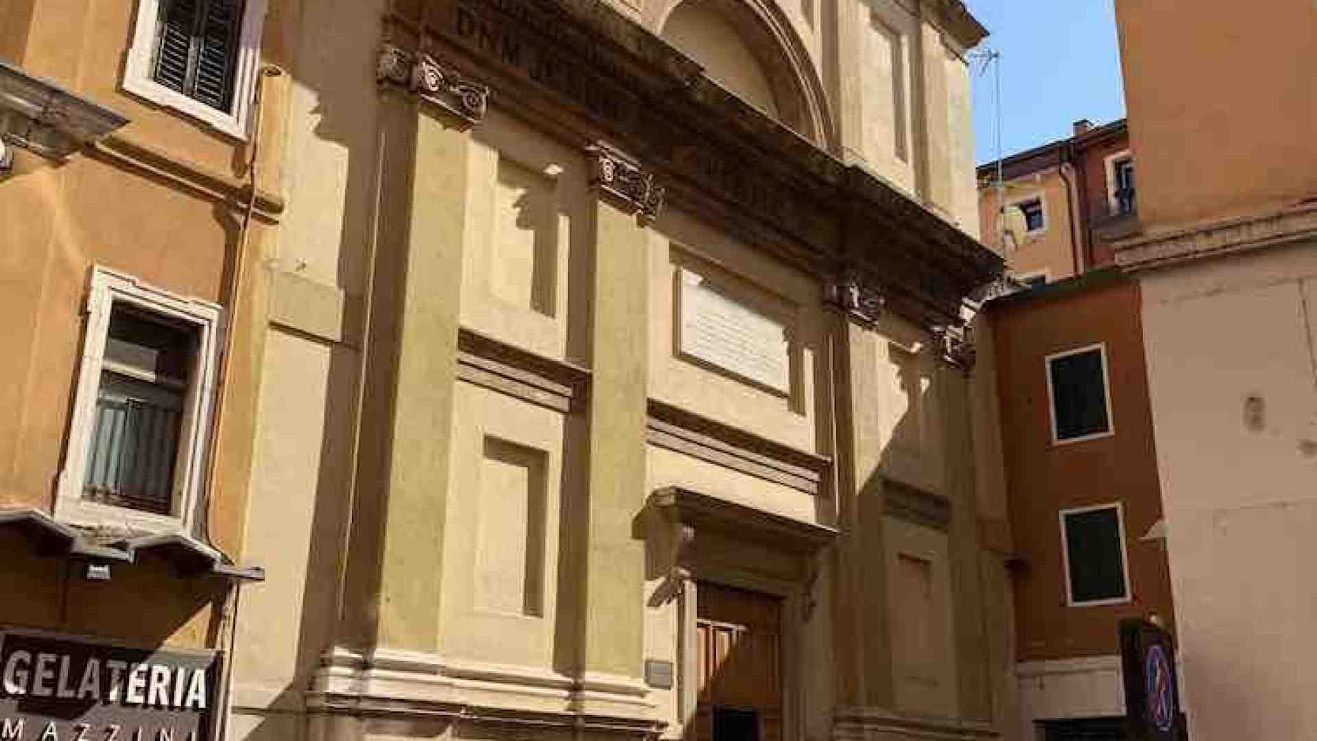 La Cei sul decreto "Fase 2": «I vescovi italiani non possono accettare di vedere compromesso l’esercizio della libertà di culto»