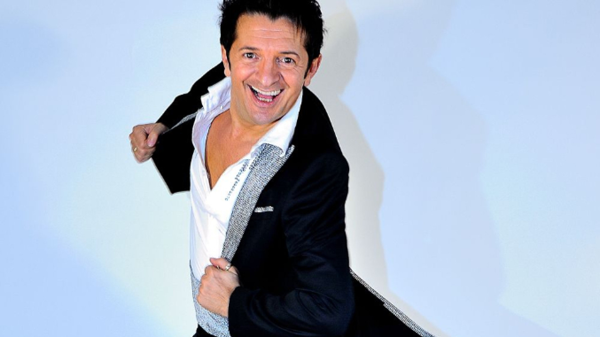 Manuel Frattini rivive in streaming per sostenere i giovani talenti