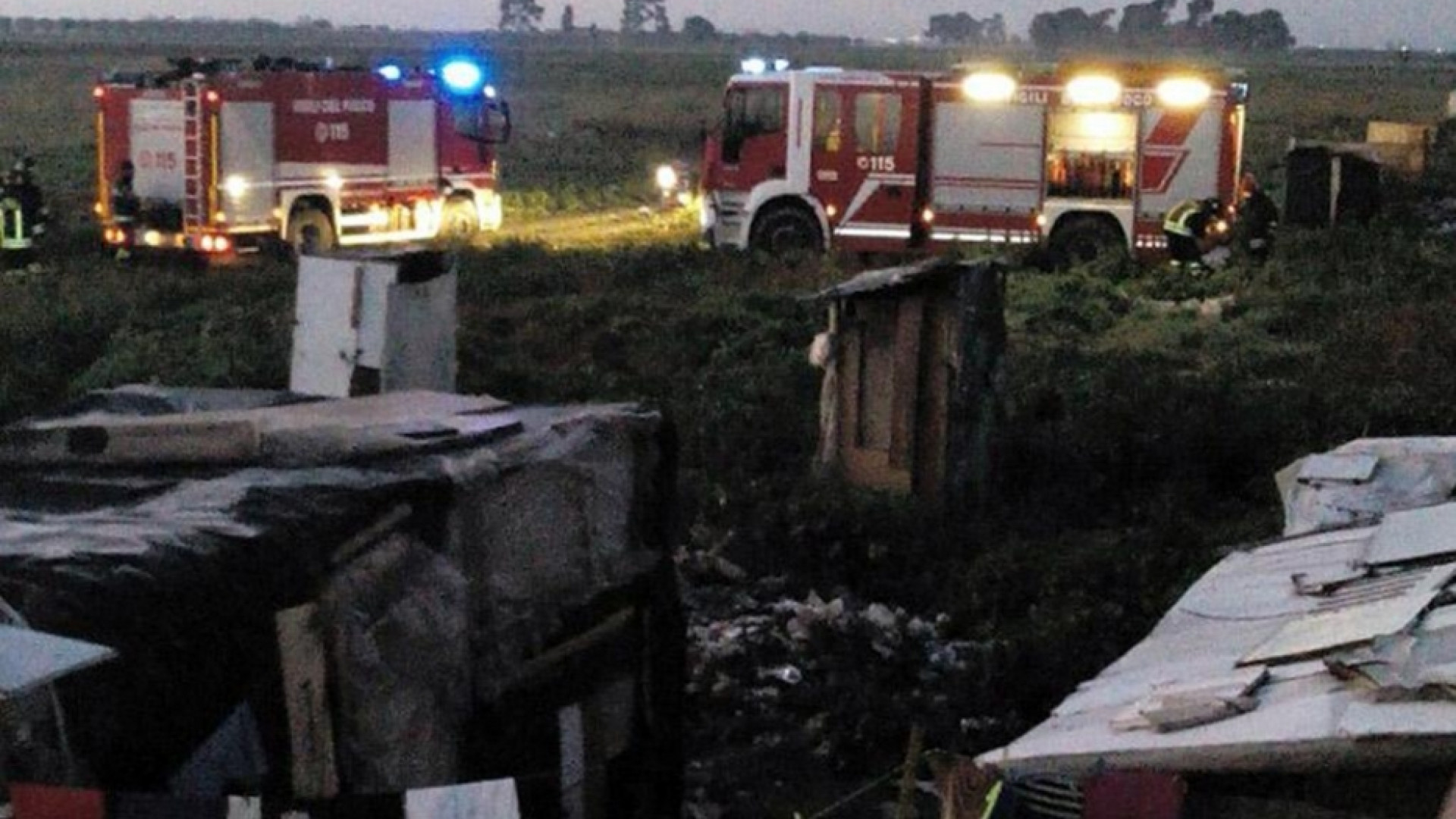 Nuovo incendio nel ghetto di "Borgo Mezzanone", il sesto in un anno e mezzo