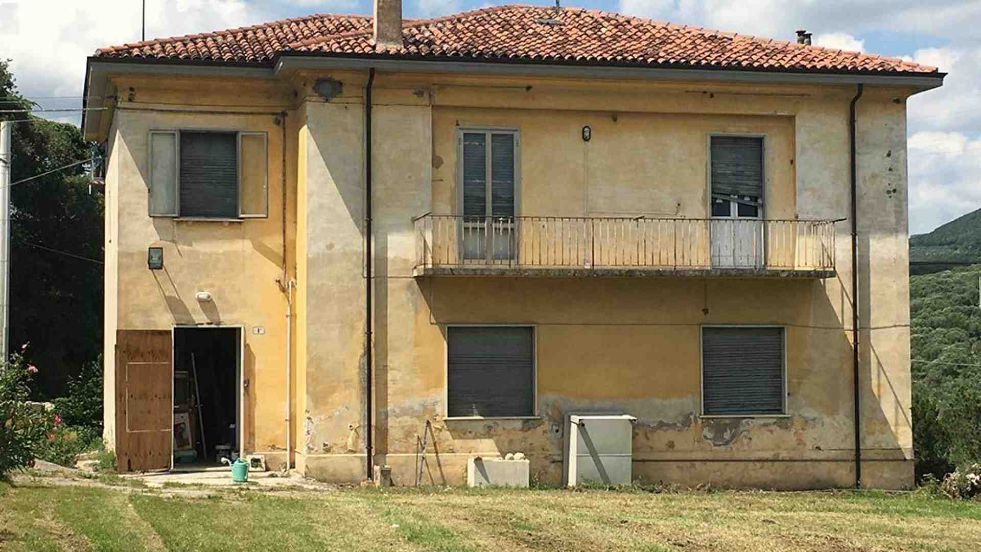 Novaglie. La vecchia canonica diventerà luogo di accoglienza