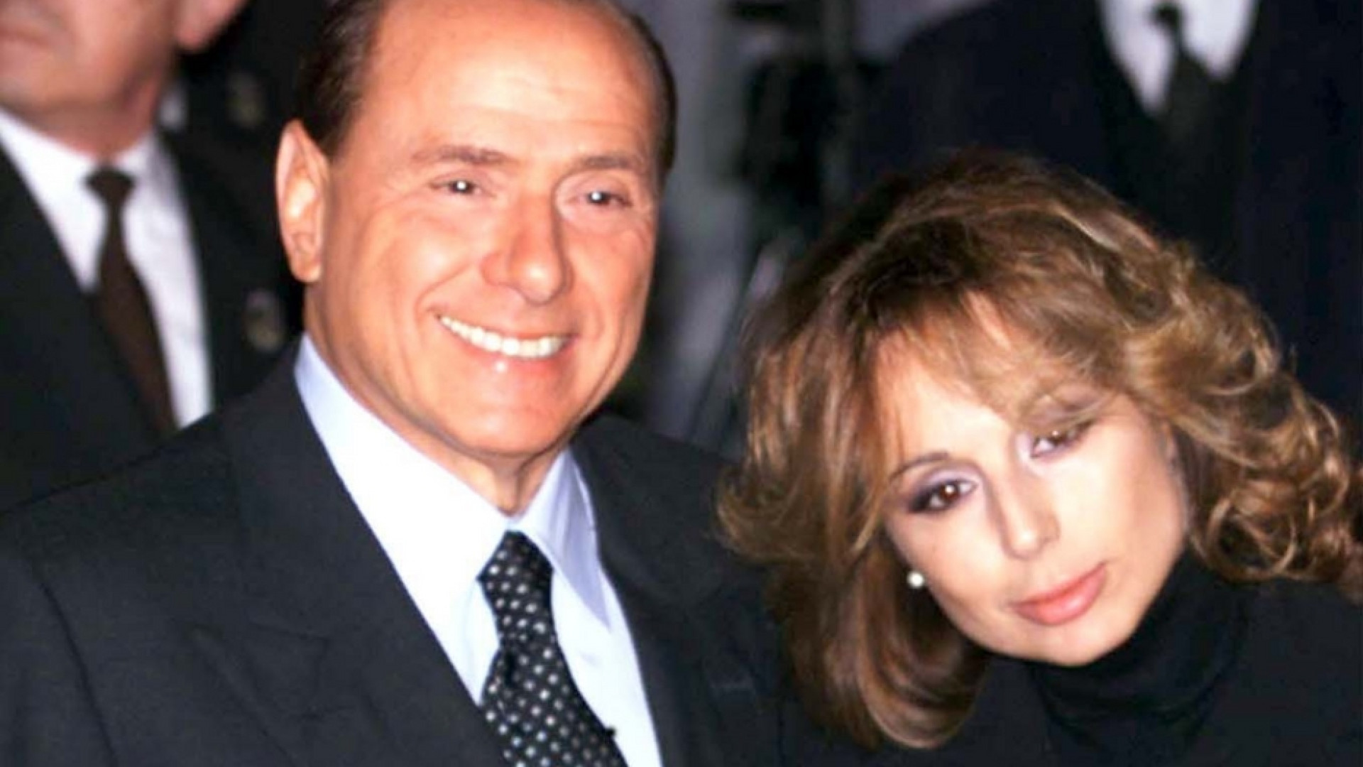 Berlusconi "in miglioramento". Anche la figlia Marina è positiva