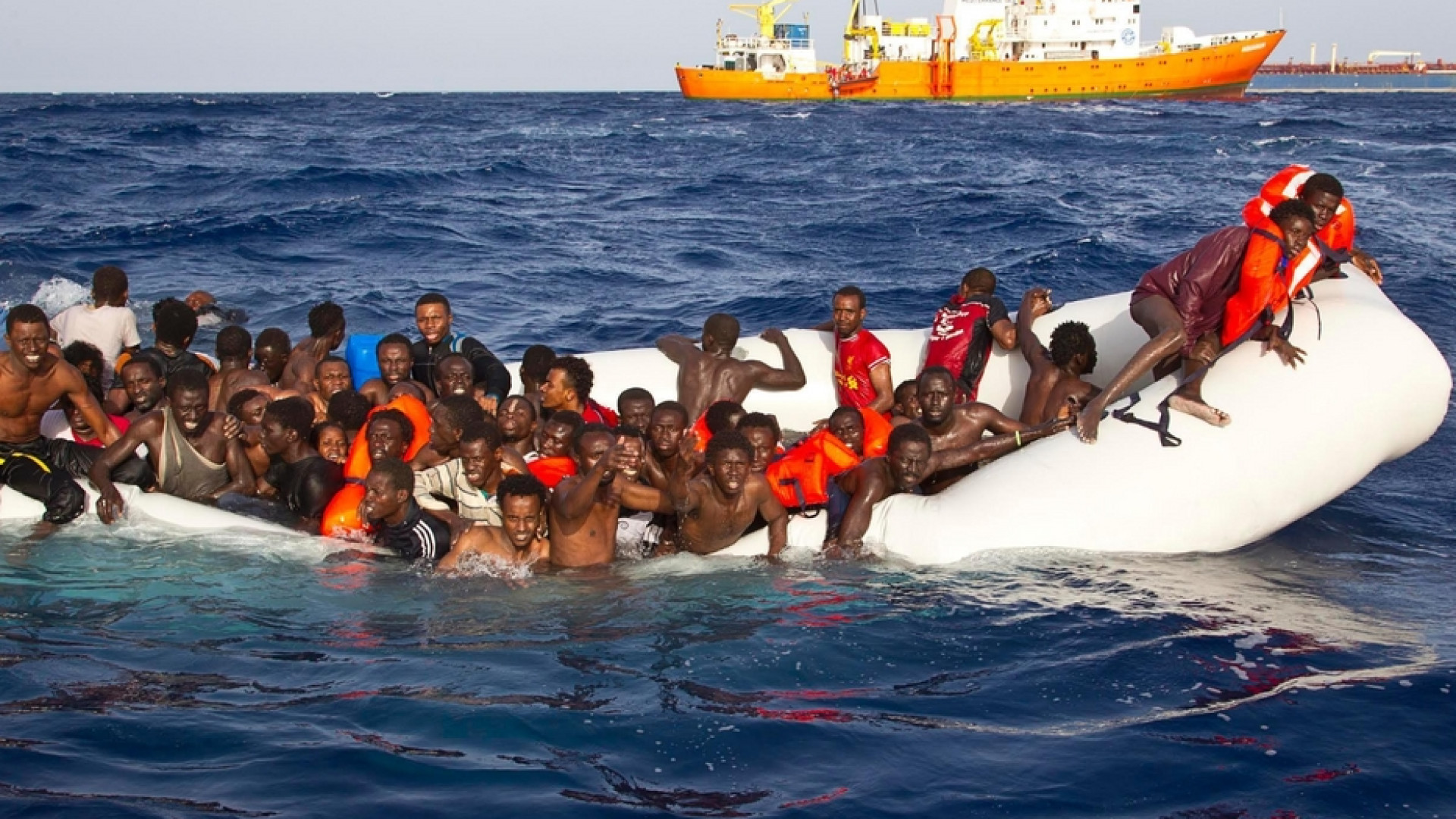 Cinque naufragi: 200 migranti morti in un mare di indifferenza