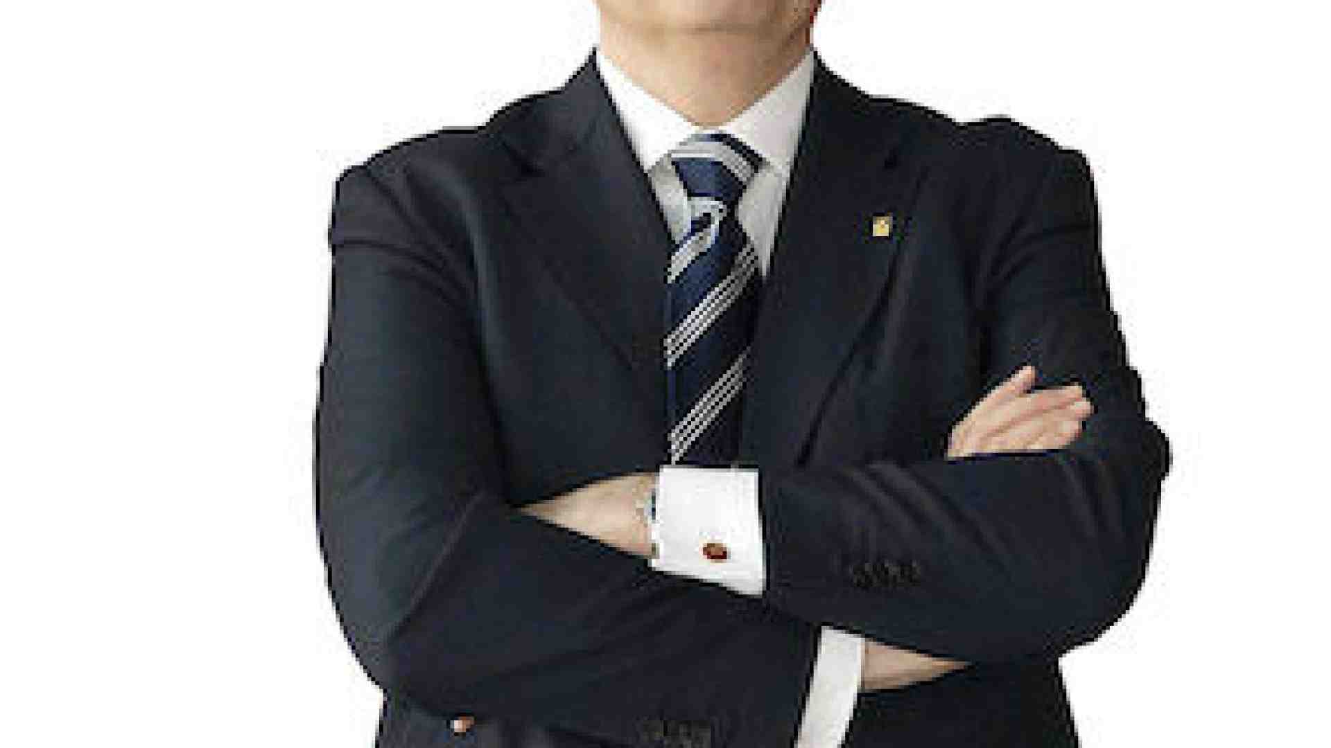 Da Cattolica alle finanze del Papa. Francesco “arruola” Minali