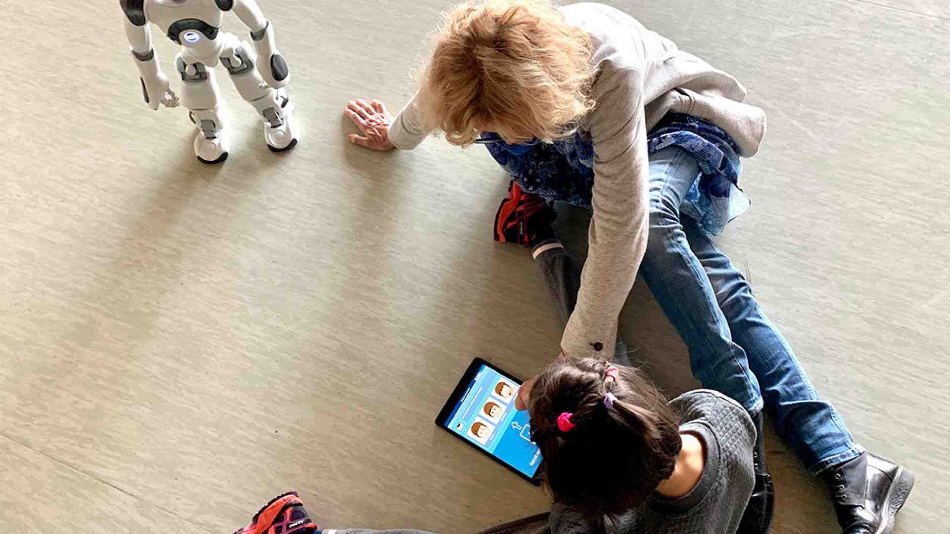 Bosco Chiesanuova. Un robot aiuta gli studenti autistici