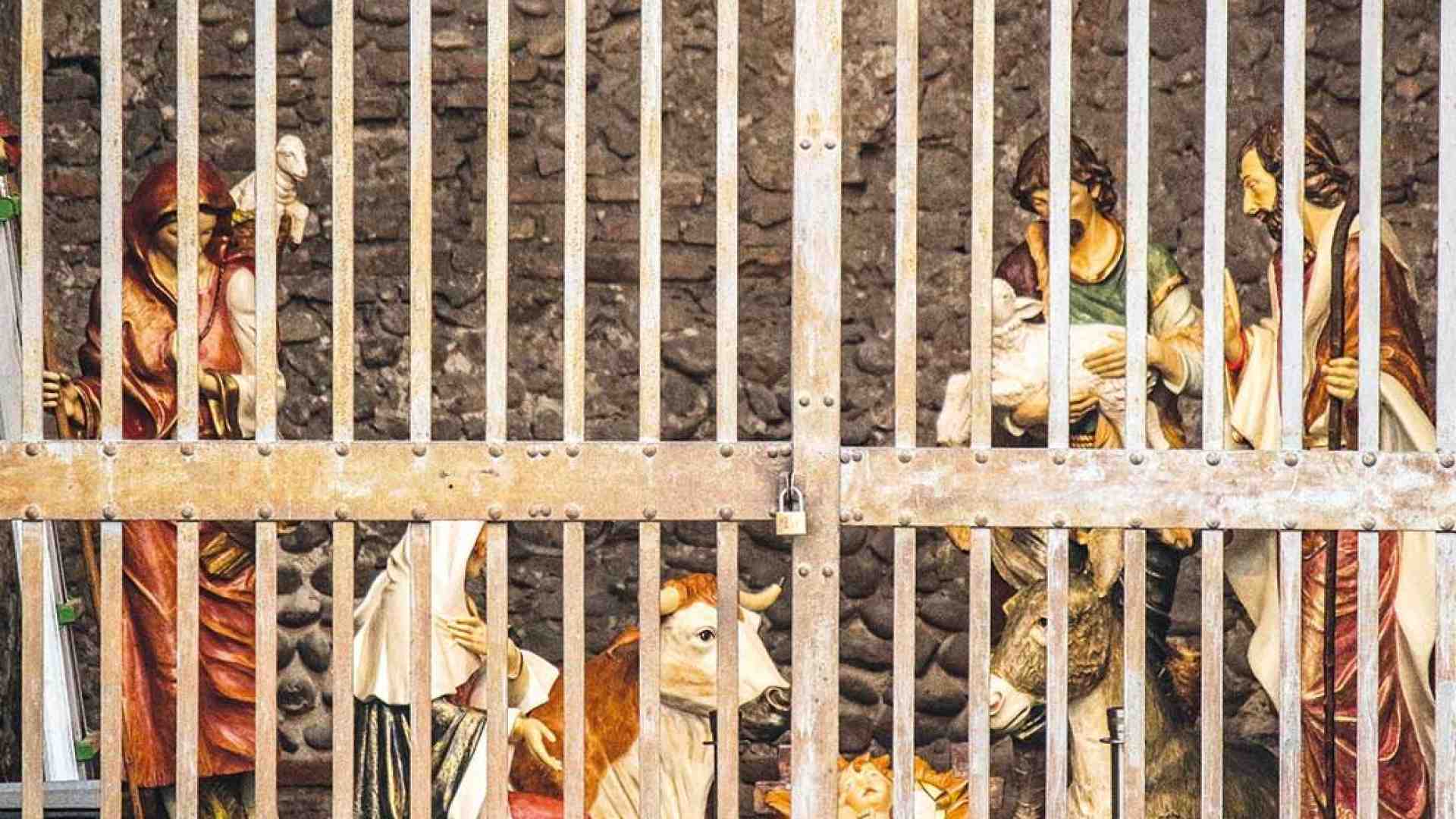 Natale al tempo del Covid tra prudenza e restrizioni