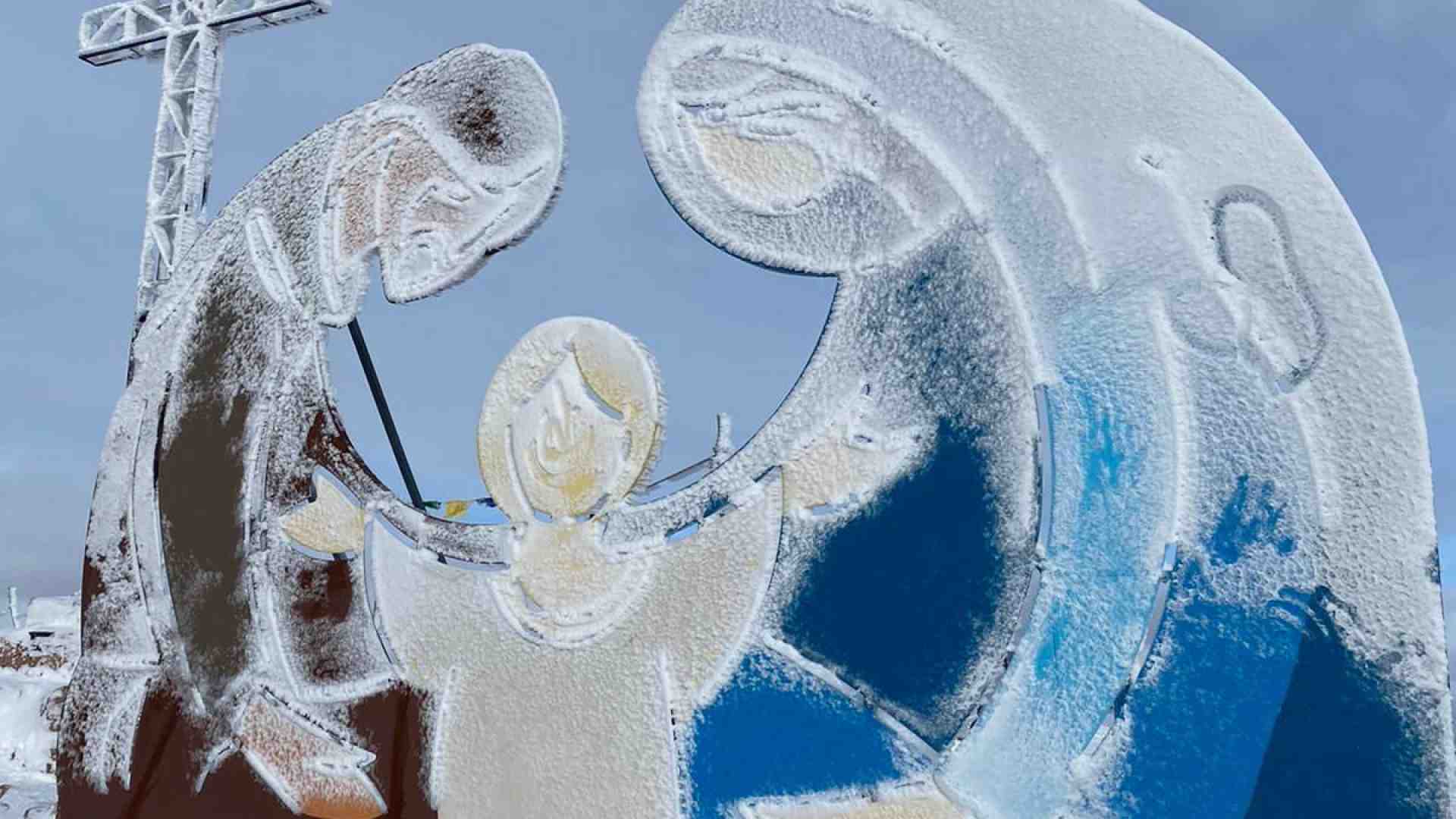 Gesù nasce al freddo e al gelo sulla cima del Corno d’Aquilio