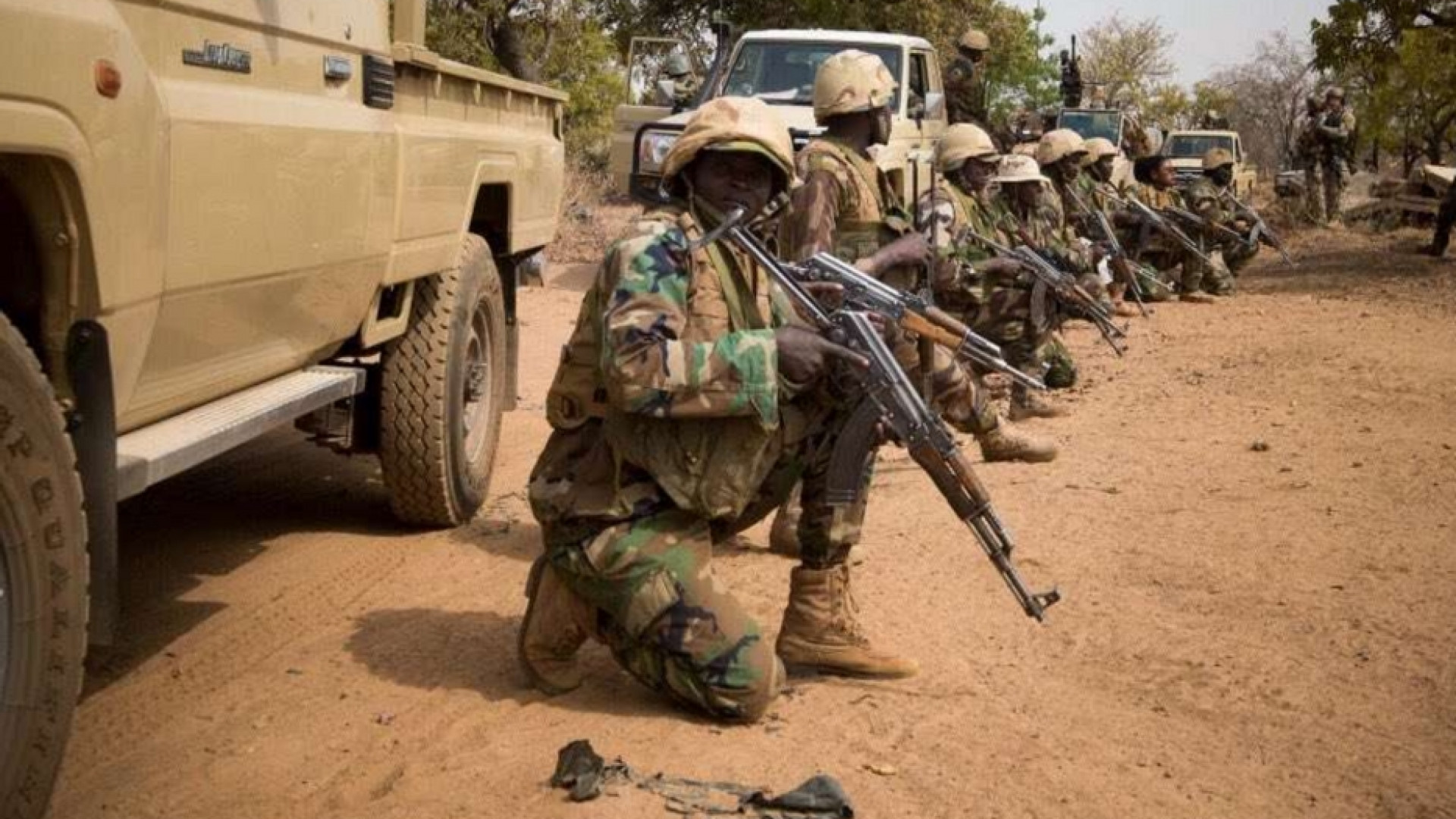 Attaccati due villaggi in Niger. Almeno cento vittime