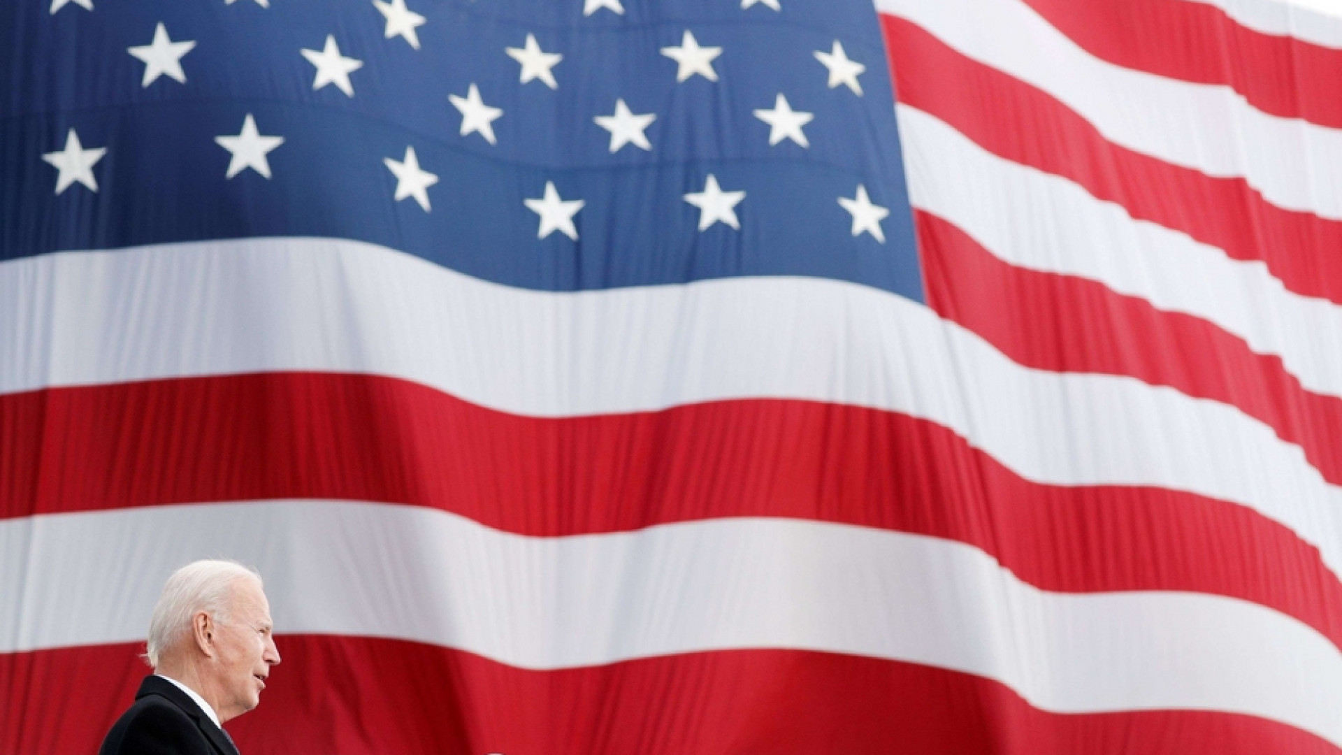 Joe Biden entra alla Casa Bianca e fa posto per gli immigrati