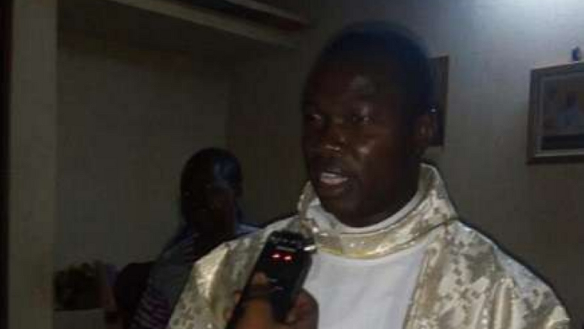 Ucciso il sacerdote scomparso nel Burkina Faso minacciato dai jihadisti