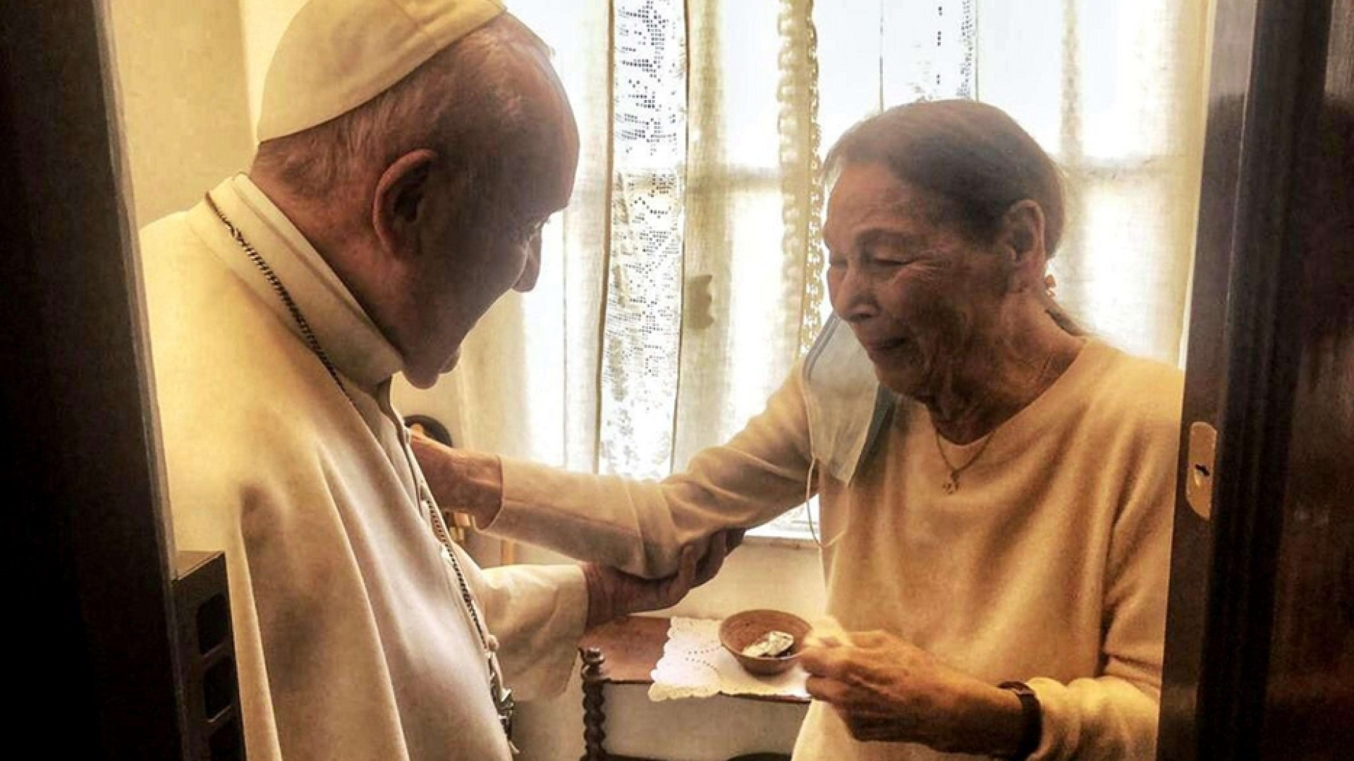 Edith Bruck: «Ho ricevuto il Papa in casa»