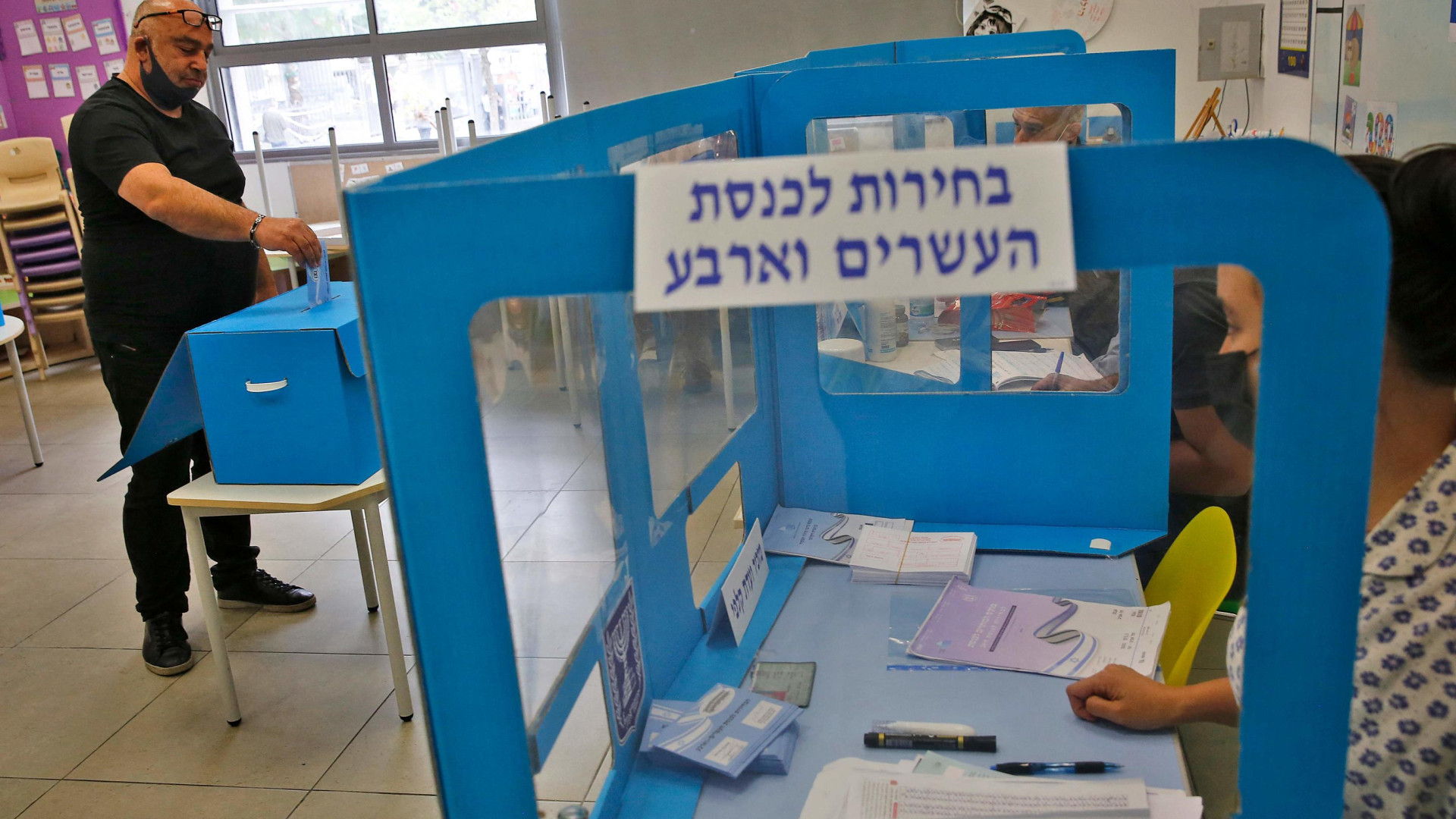 Elezioni in Israele: Netanyahu primo, maggioranza in bilico