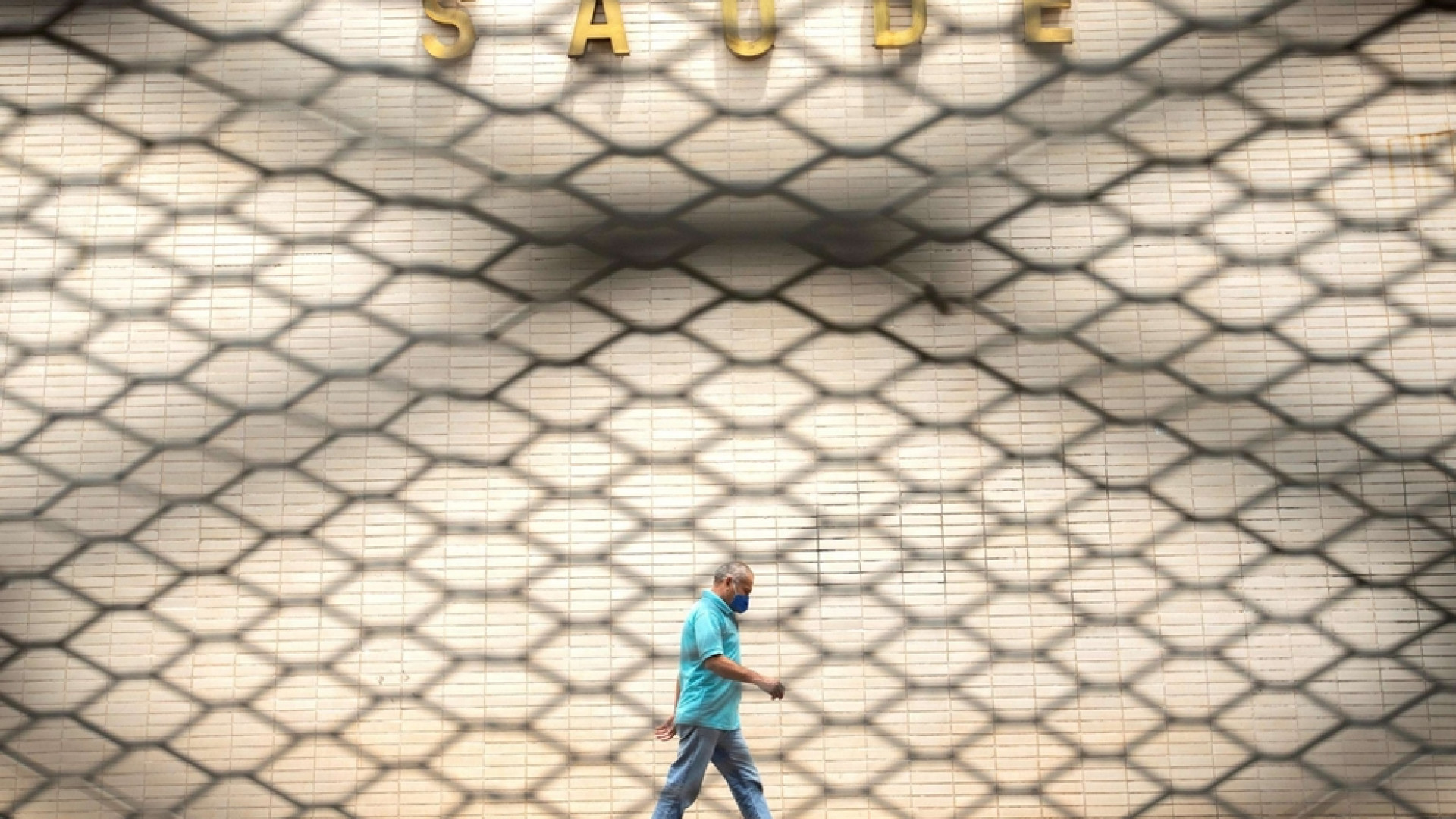 Il labirinto della crisi tra Bolsonaro, Covid e militari