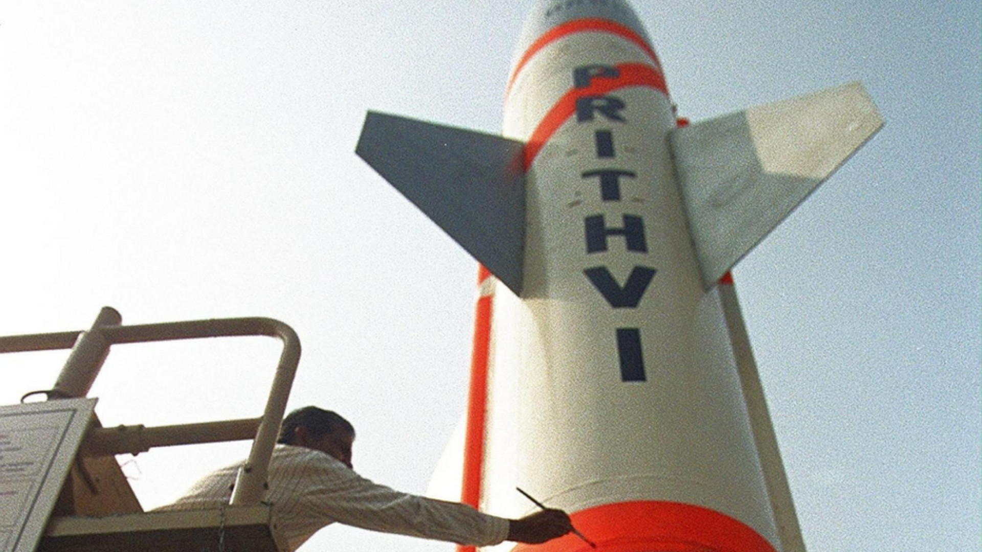 Ora l'italia dica no alle armi nucleari