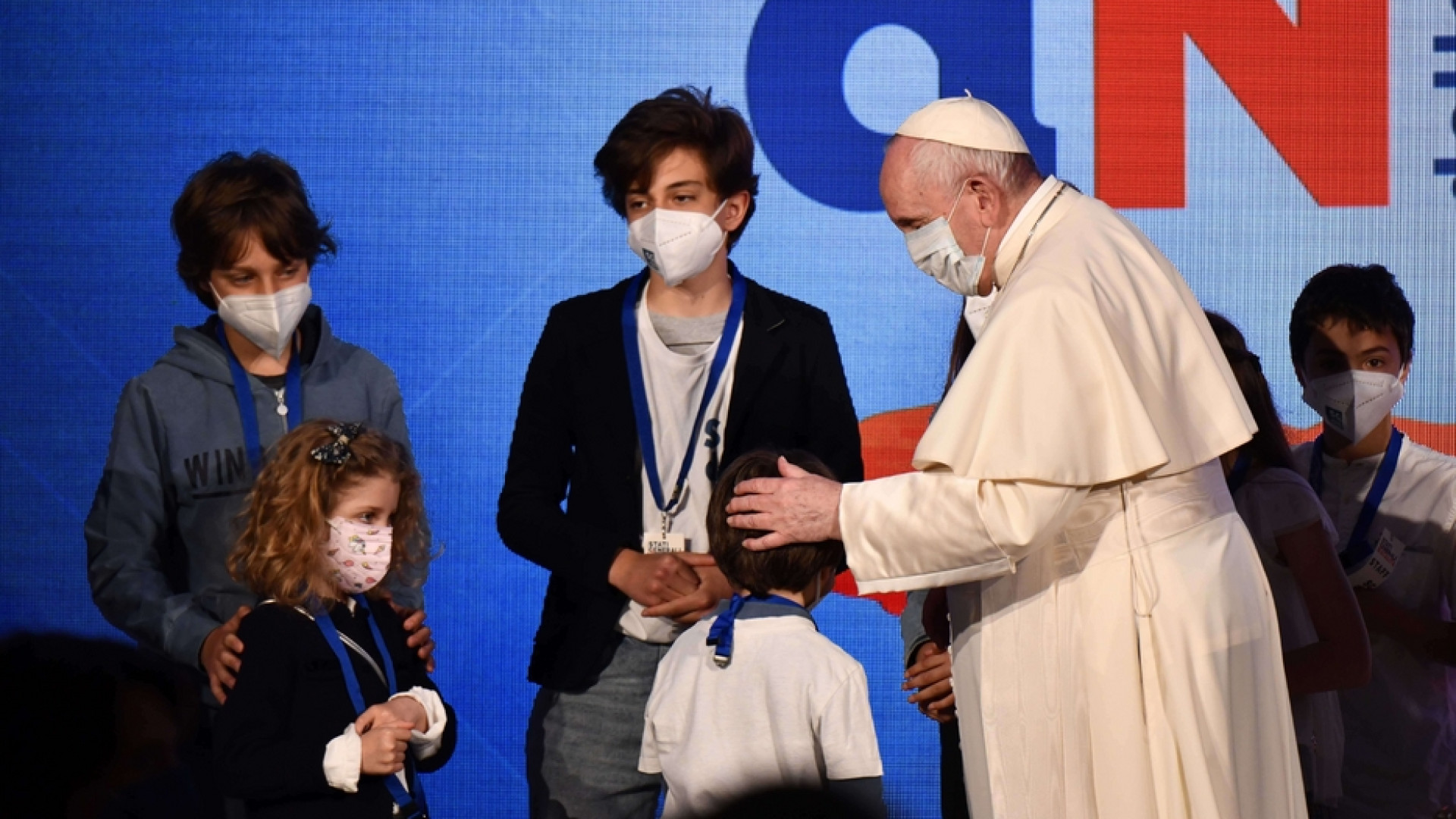 Il Papa: senza natalità non c'è futuro. Se la famiglia riparte, riparte tutto