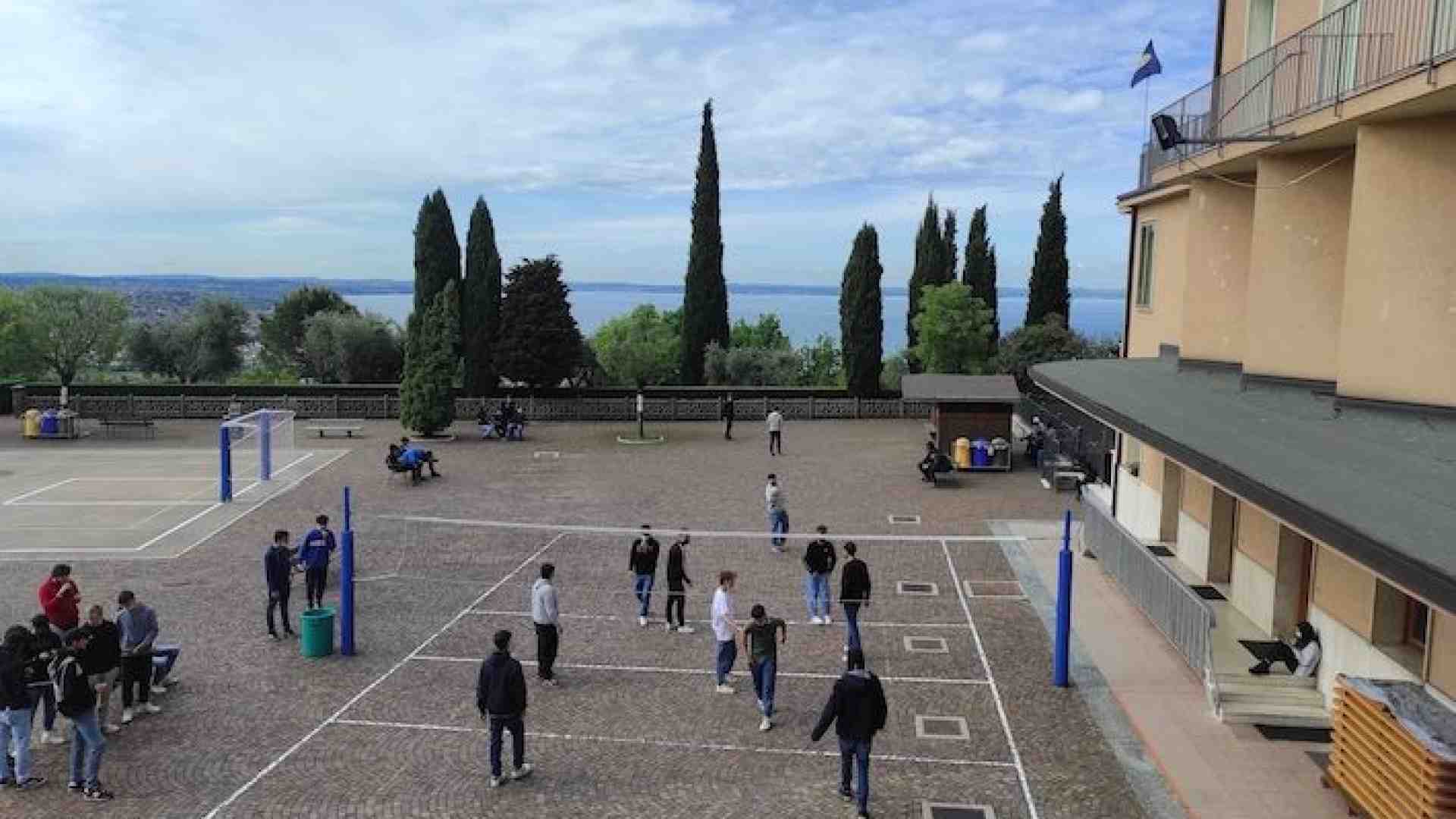 Bardolino. Istituto Tusini, dai salesiani passaggio di testimone ai laici