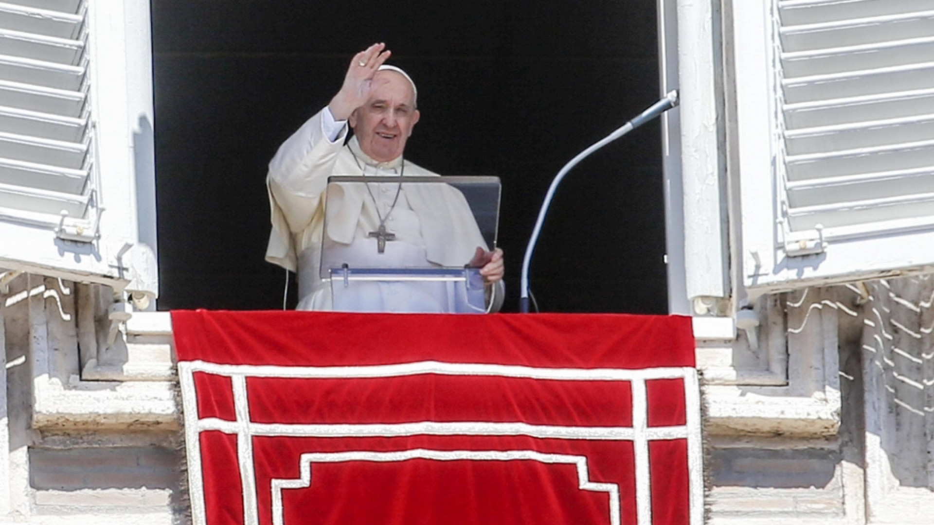 Forte appello del Papa: preghiera e digiuno
