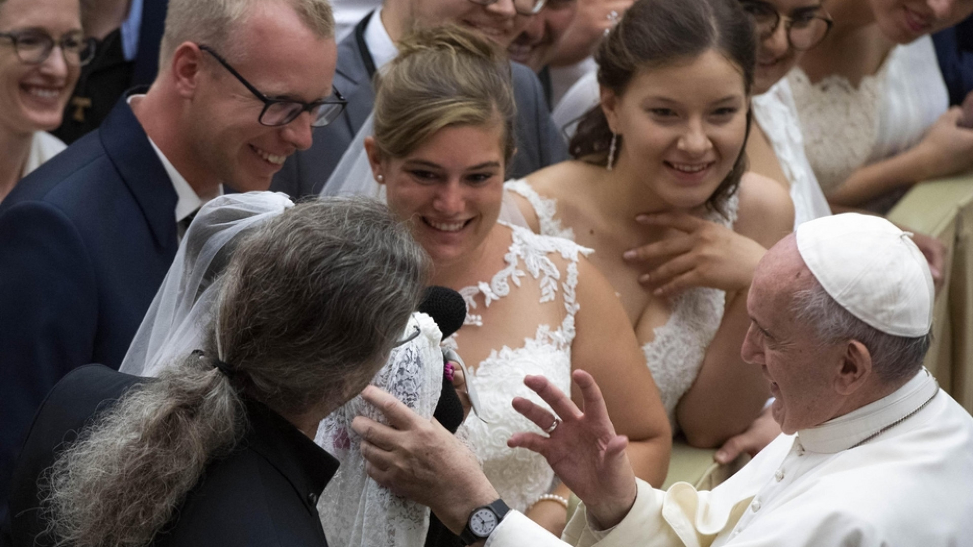 Il Papa: non temete le crisi di coppia, aiutano a crescere