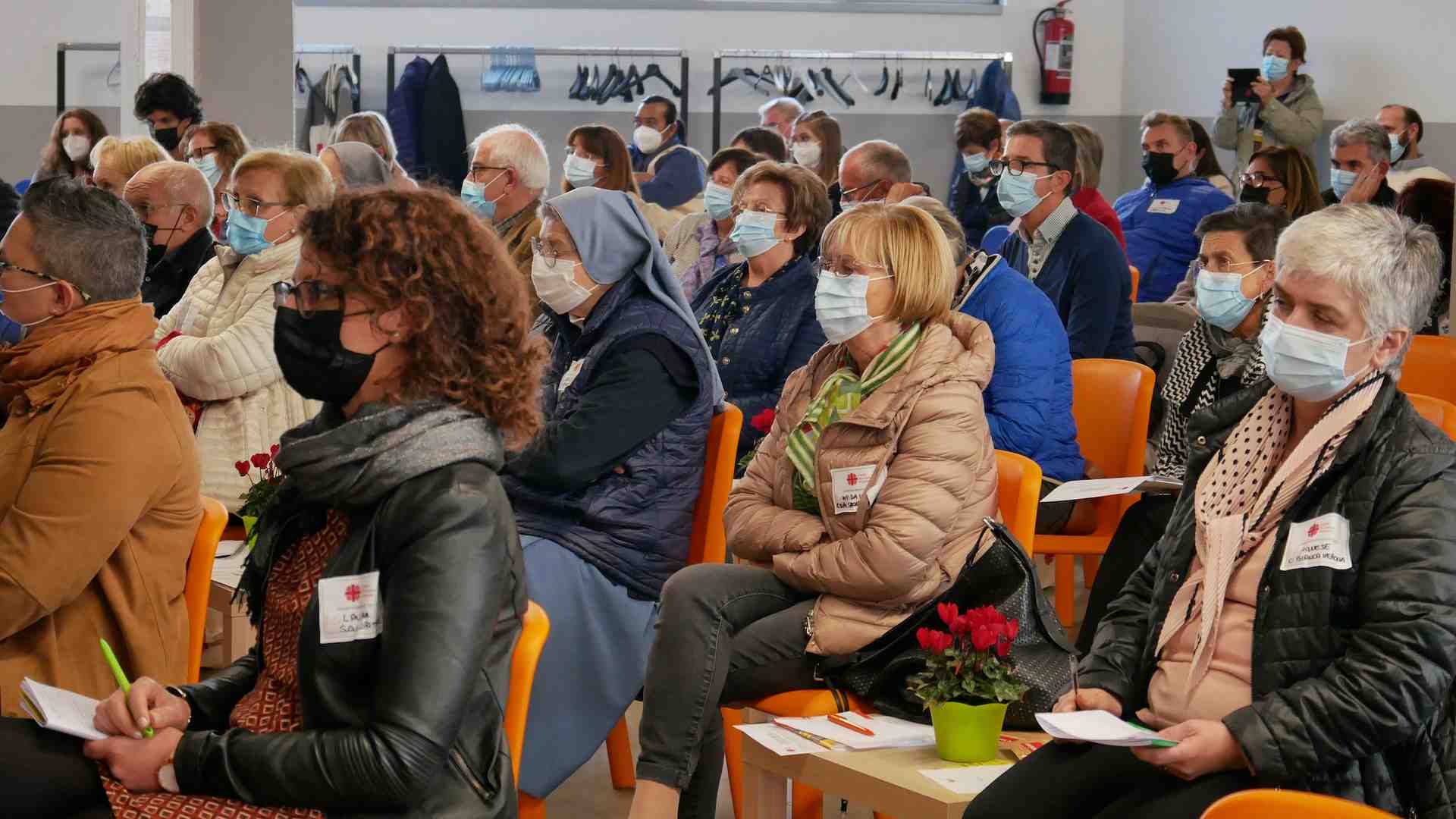 Donne, lavoratrici e con figli minori: ecco le figure più colpite dalla pandemia
