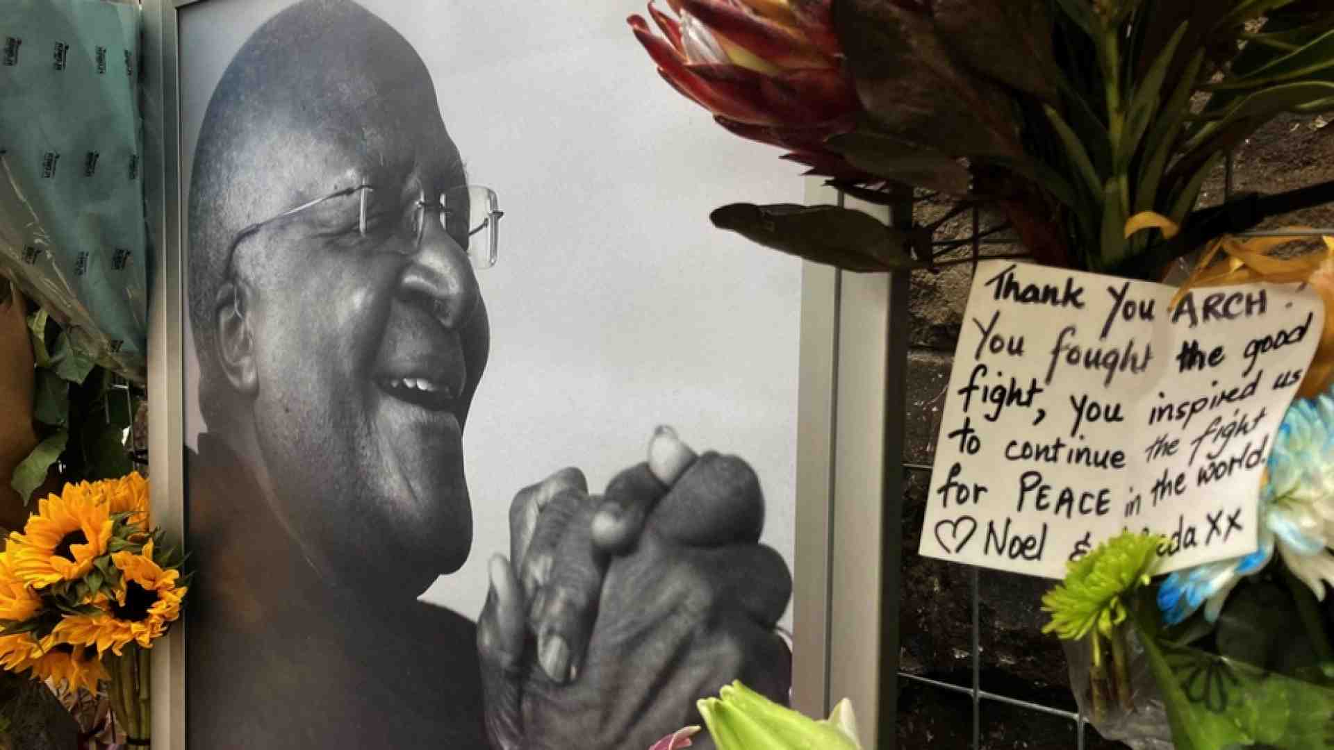 Tutu, l'uomo di fede e di pace che fece crollare l'apartheid