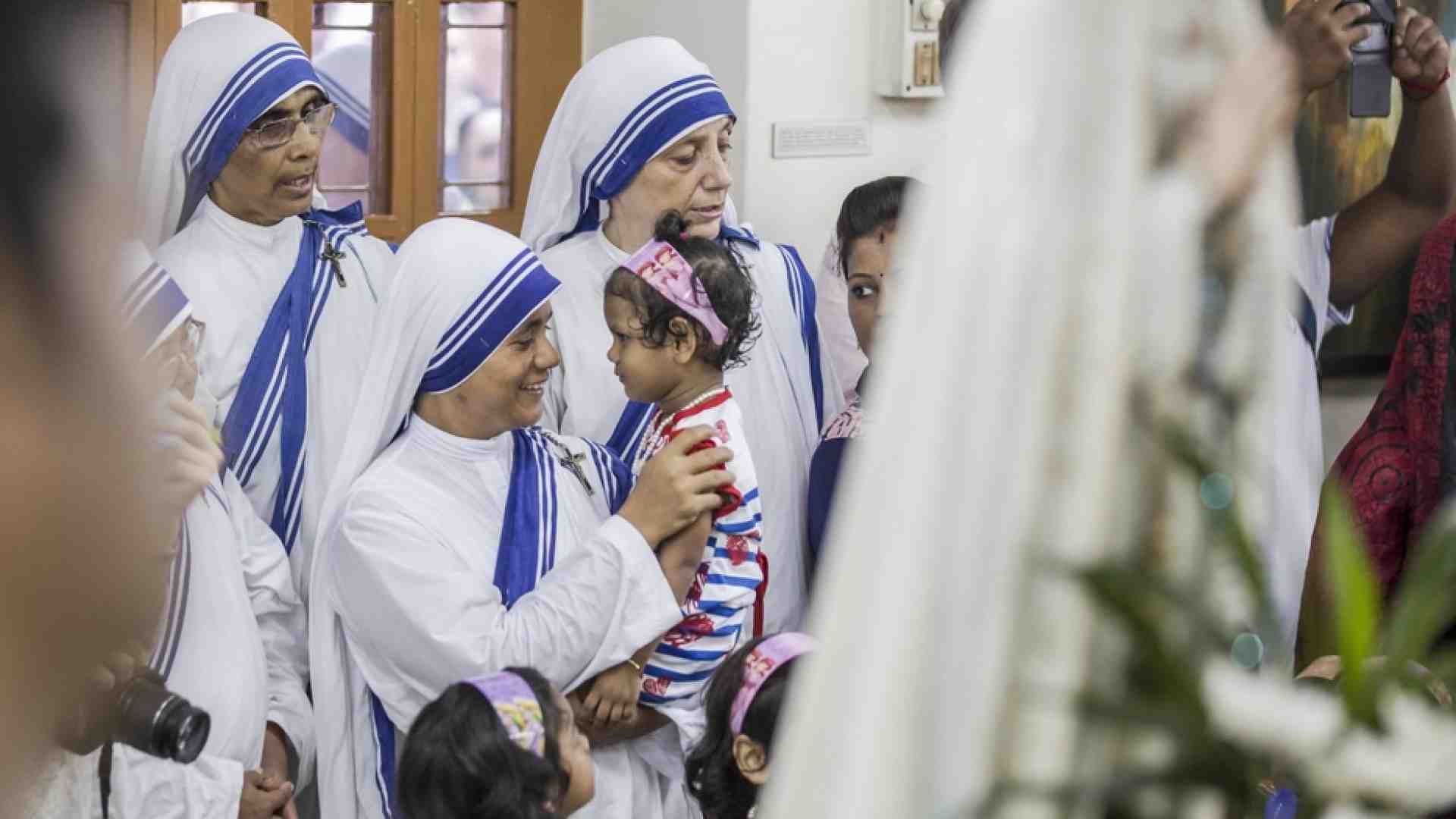 Bloccati i conti bancari delle suore di Madre Teresa
