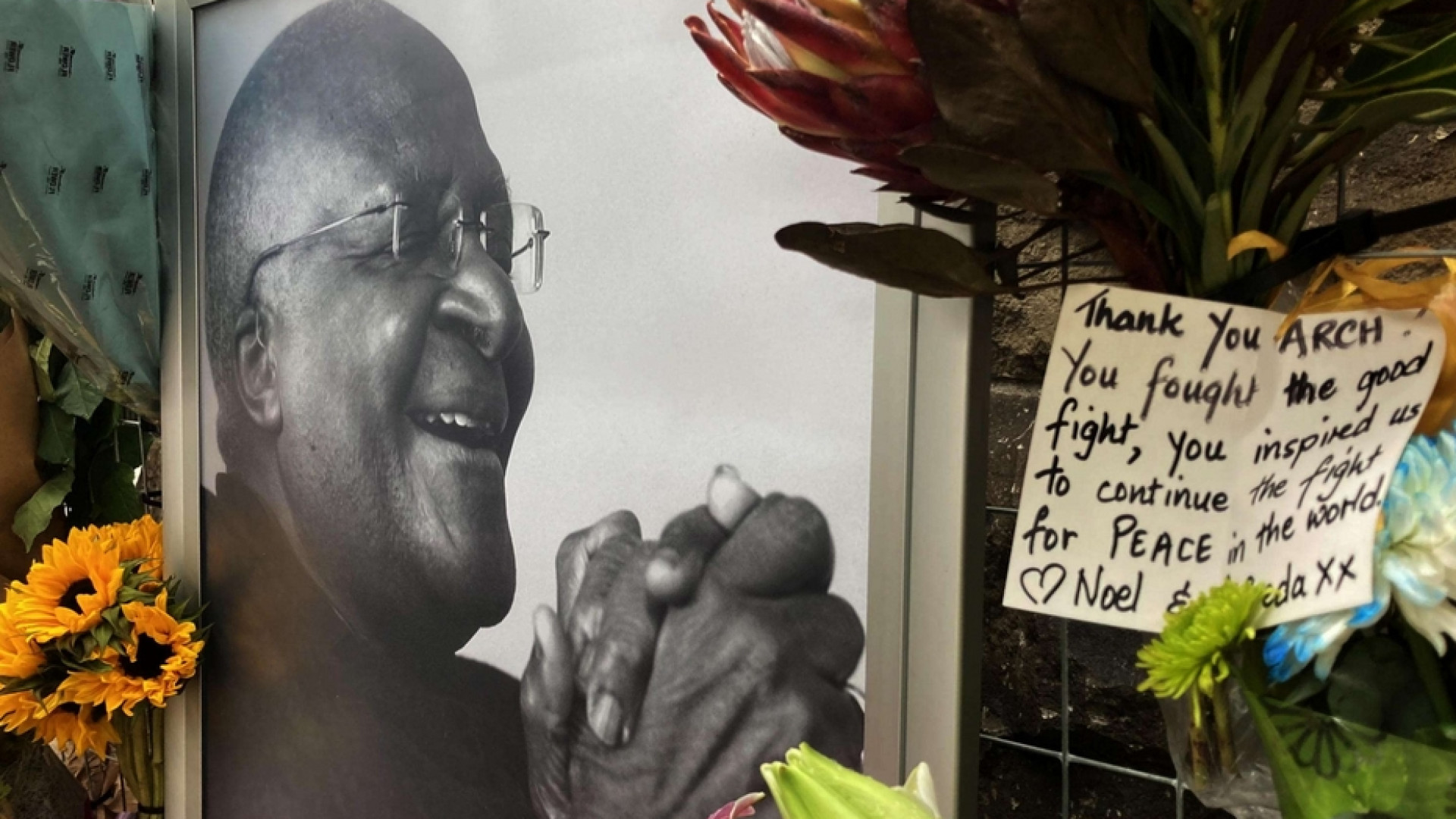 Tutu, l'uomo di fede e di pace che fece crollare l'apartheid